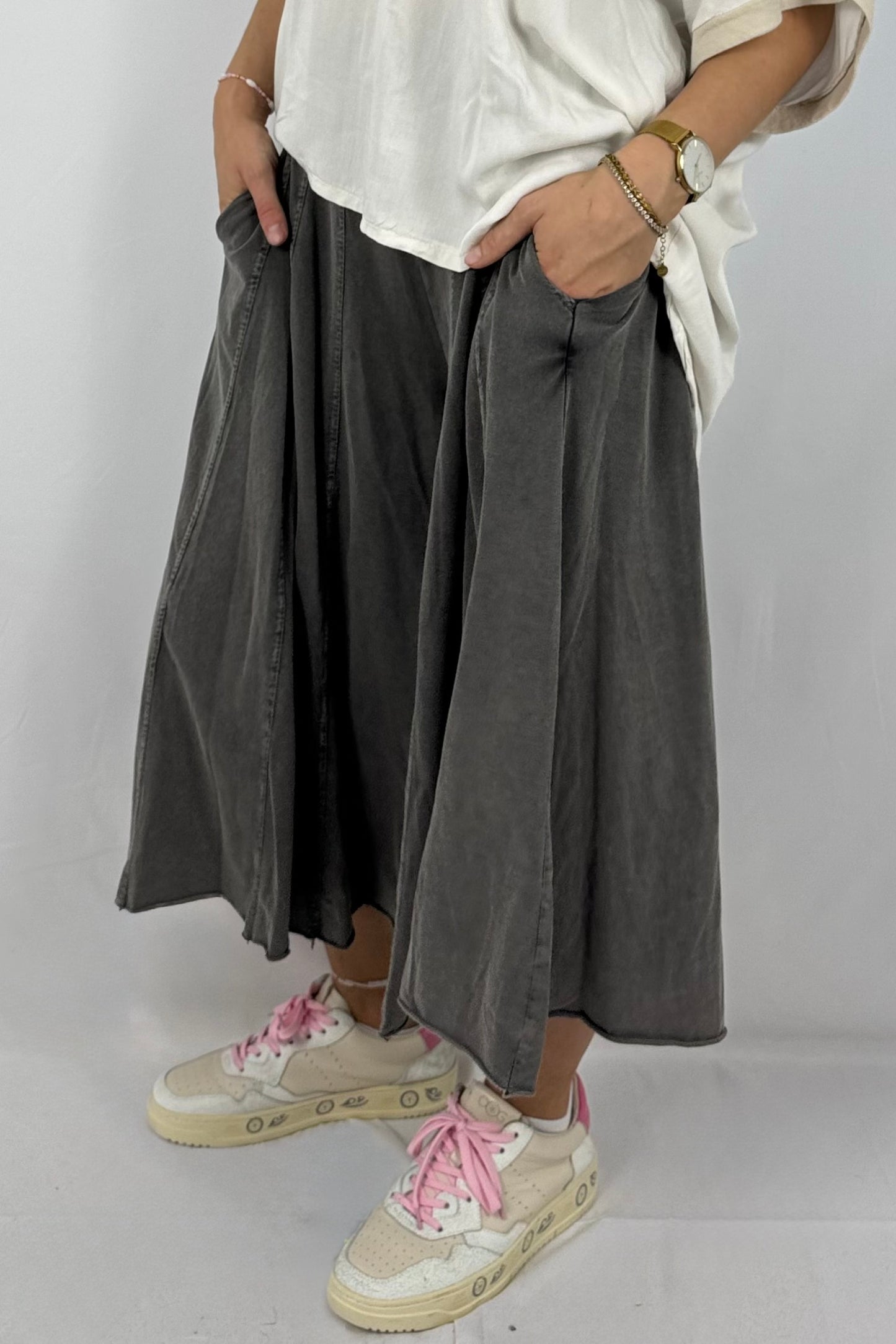 Lässige Oversize-Hose mit elastischem Bund-Schwarz