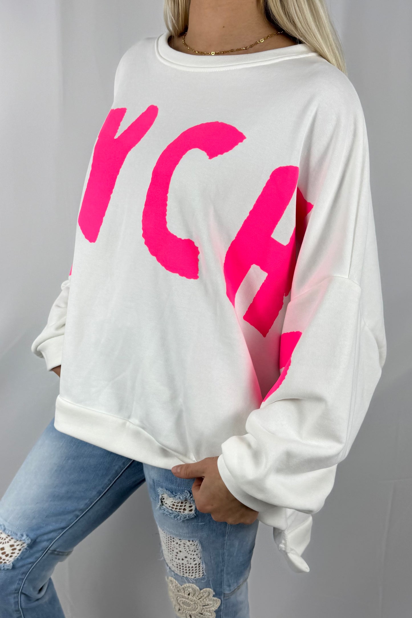 Oversize Sweatshirt mit Schriftzug „PSYCHO“-Weiß
