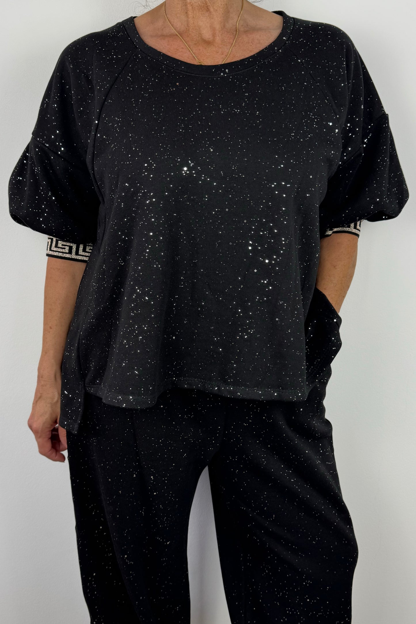 Glitzer Damen-Shirt – Design-Ärmel & modischer Look