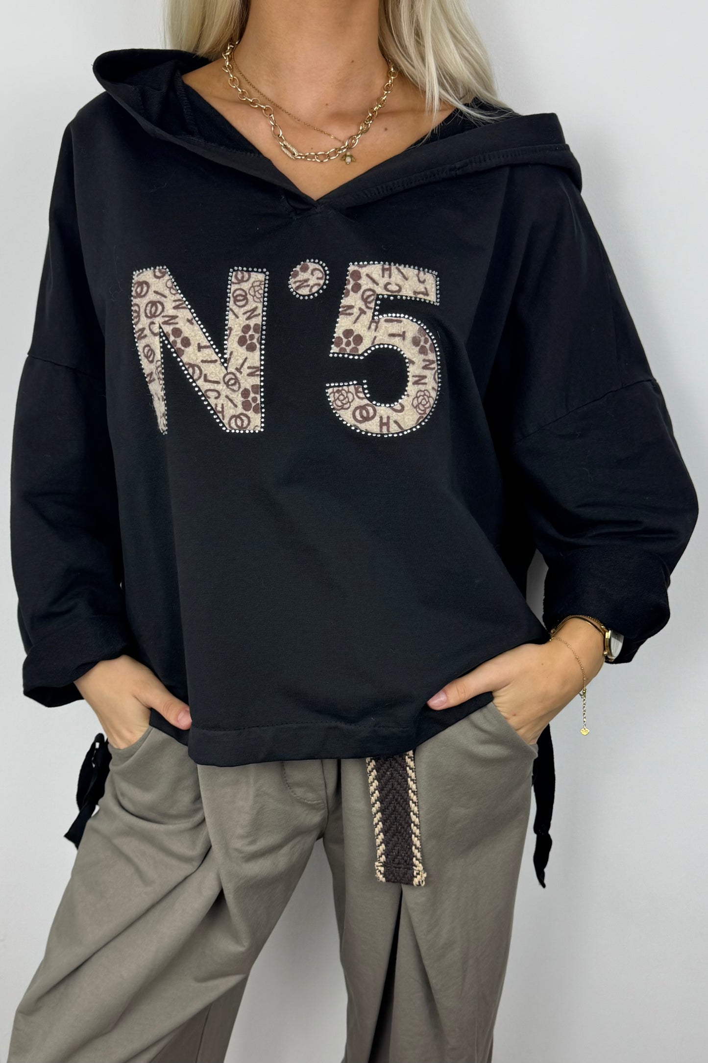 Hoodie mit Print-Detail und Bindeband-Schwarz