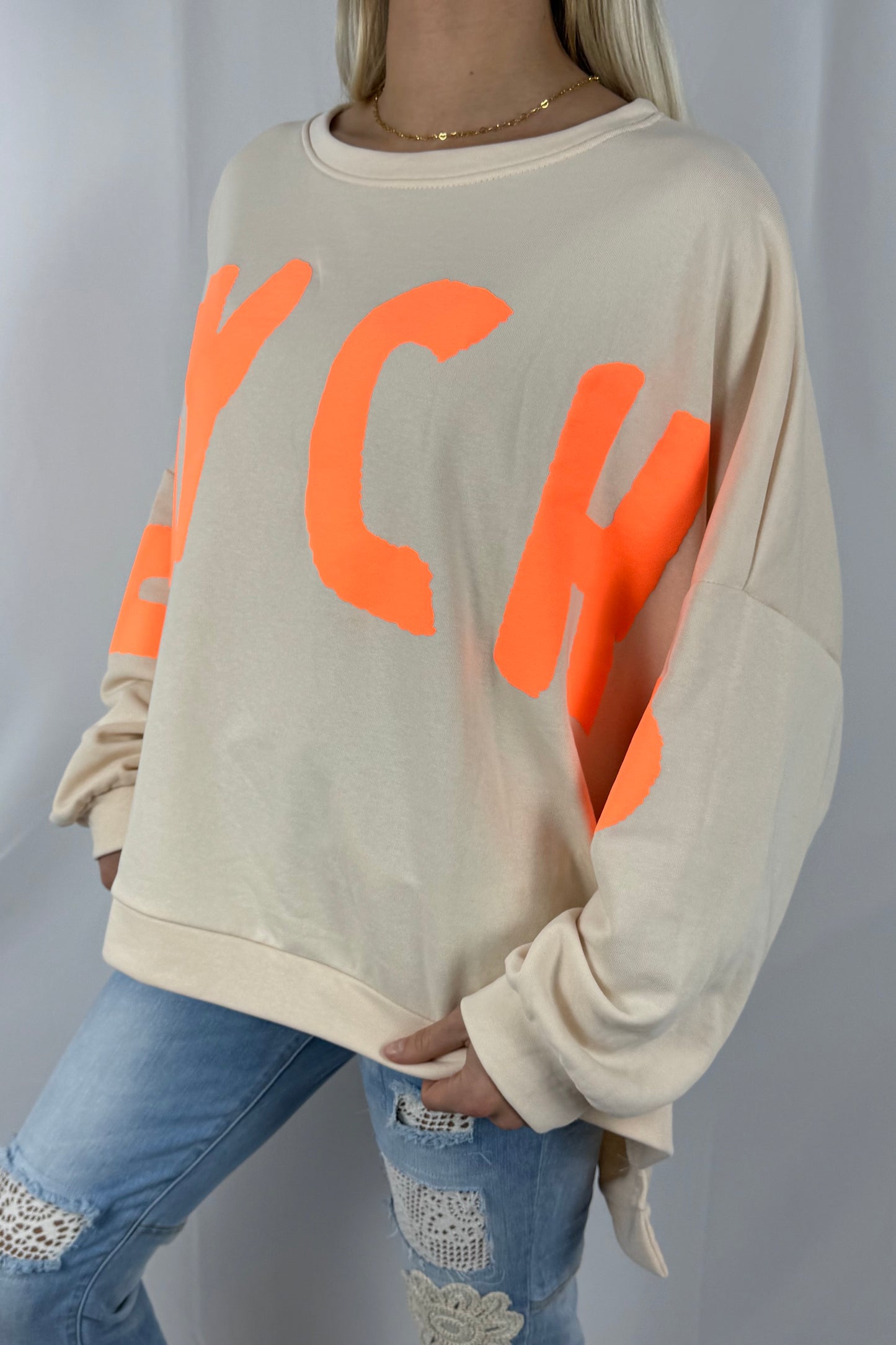 Oversize Sweatshirt mit Schriftzug „PSYCHO“-Beige
