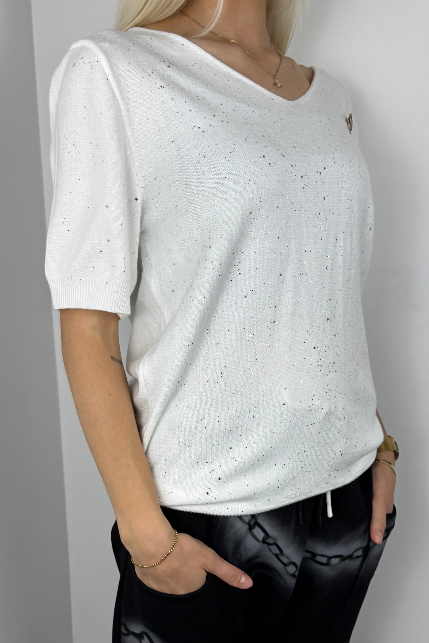 Damen Shirt mit Herz-Detail und Glitzer-Akzenten -Weiß