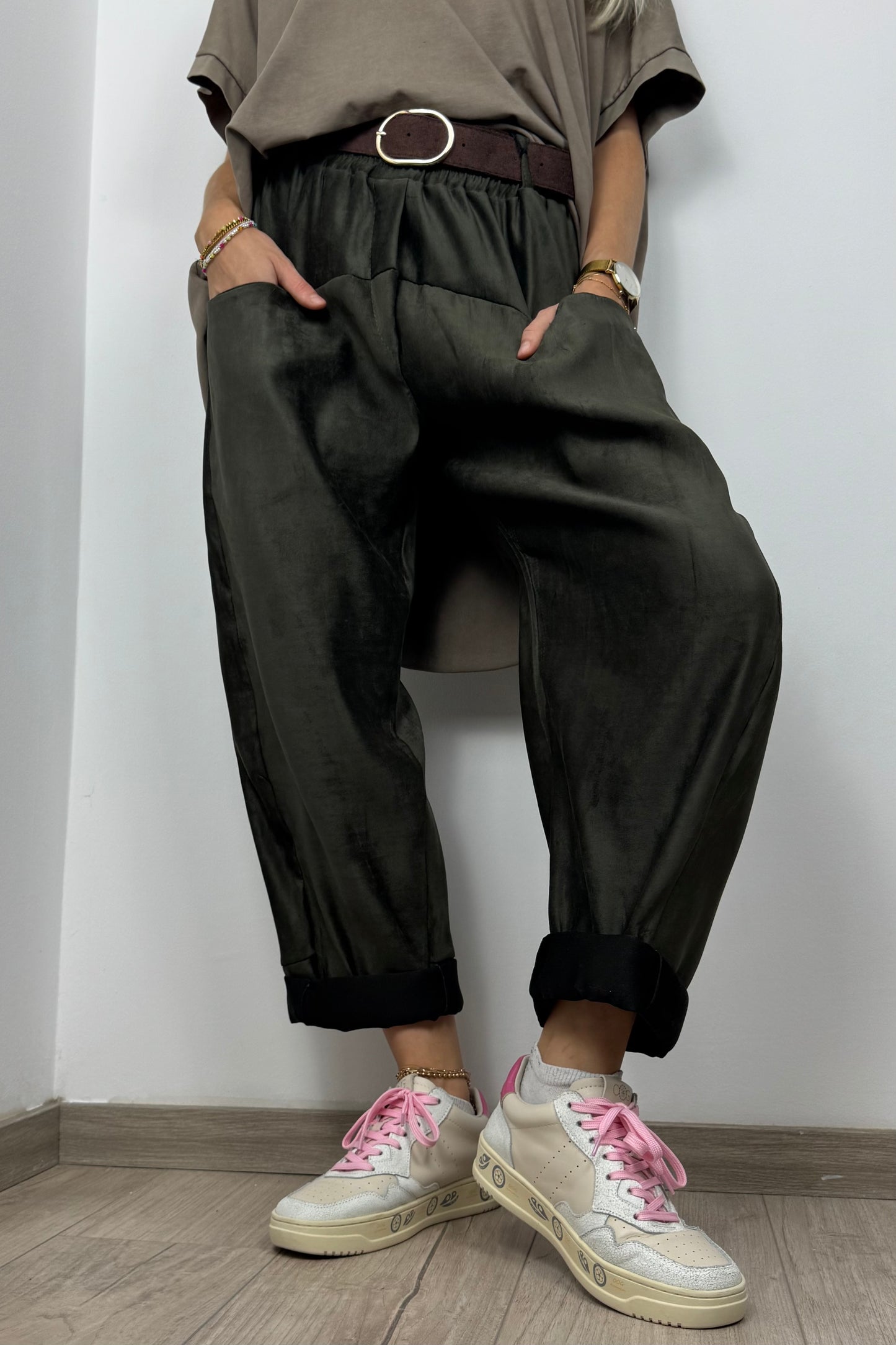 Elegante Satinhose mit Gürtel-Dunkel grün