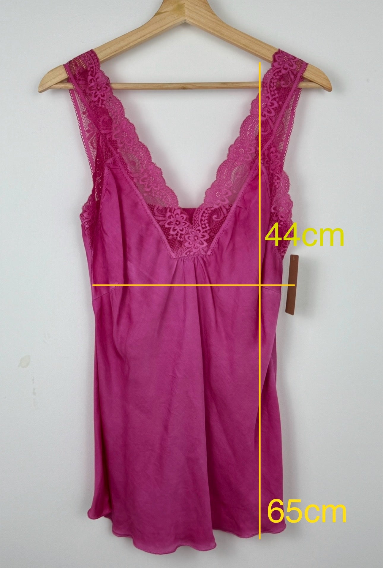 Einfarbiges Damen-Top – basic & vielseitig kombinierbar