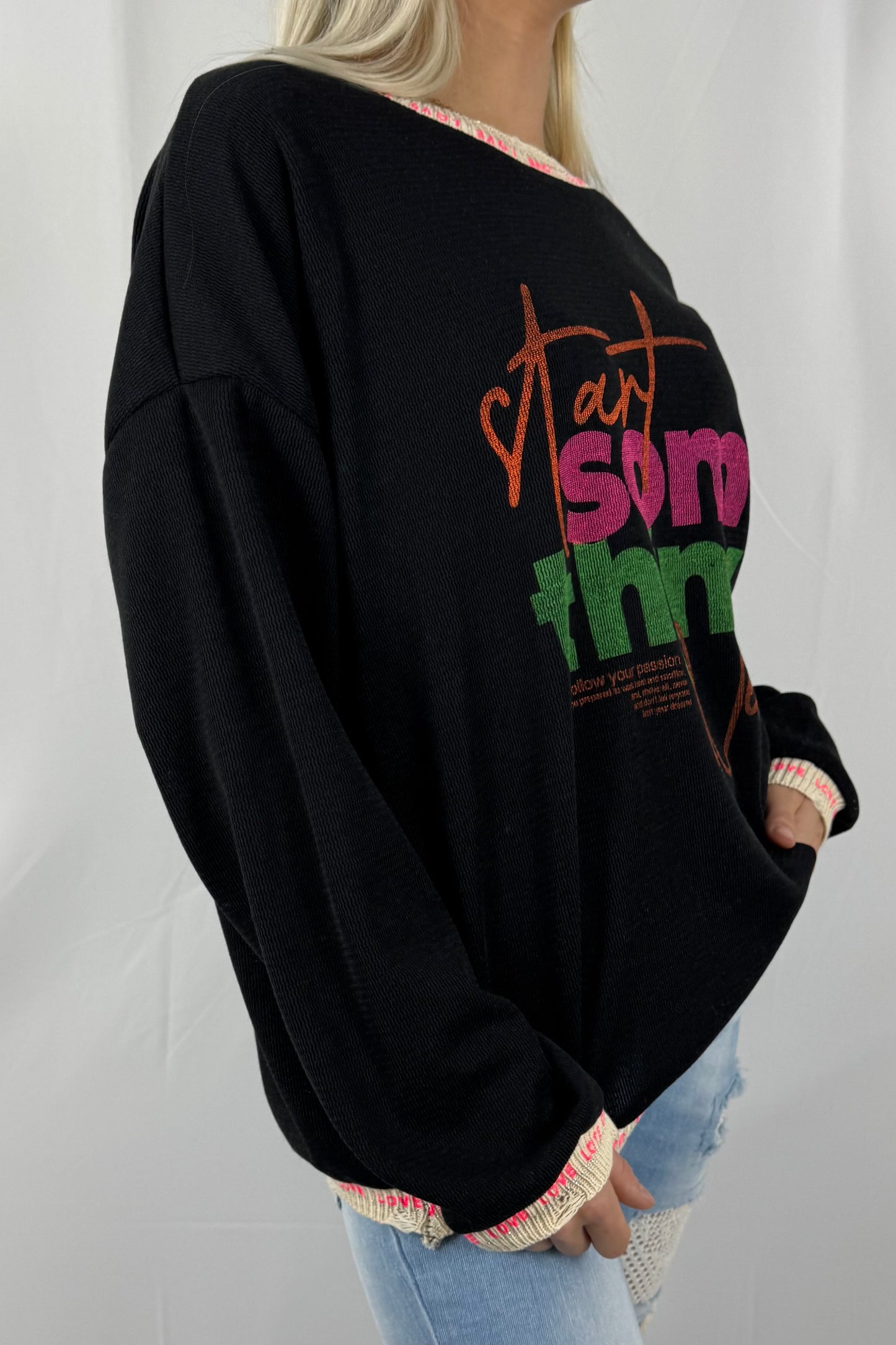 Oversize Shirt mit Schriftzug „Start Something New“-Schwarz