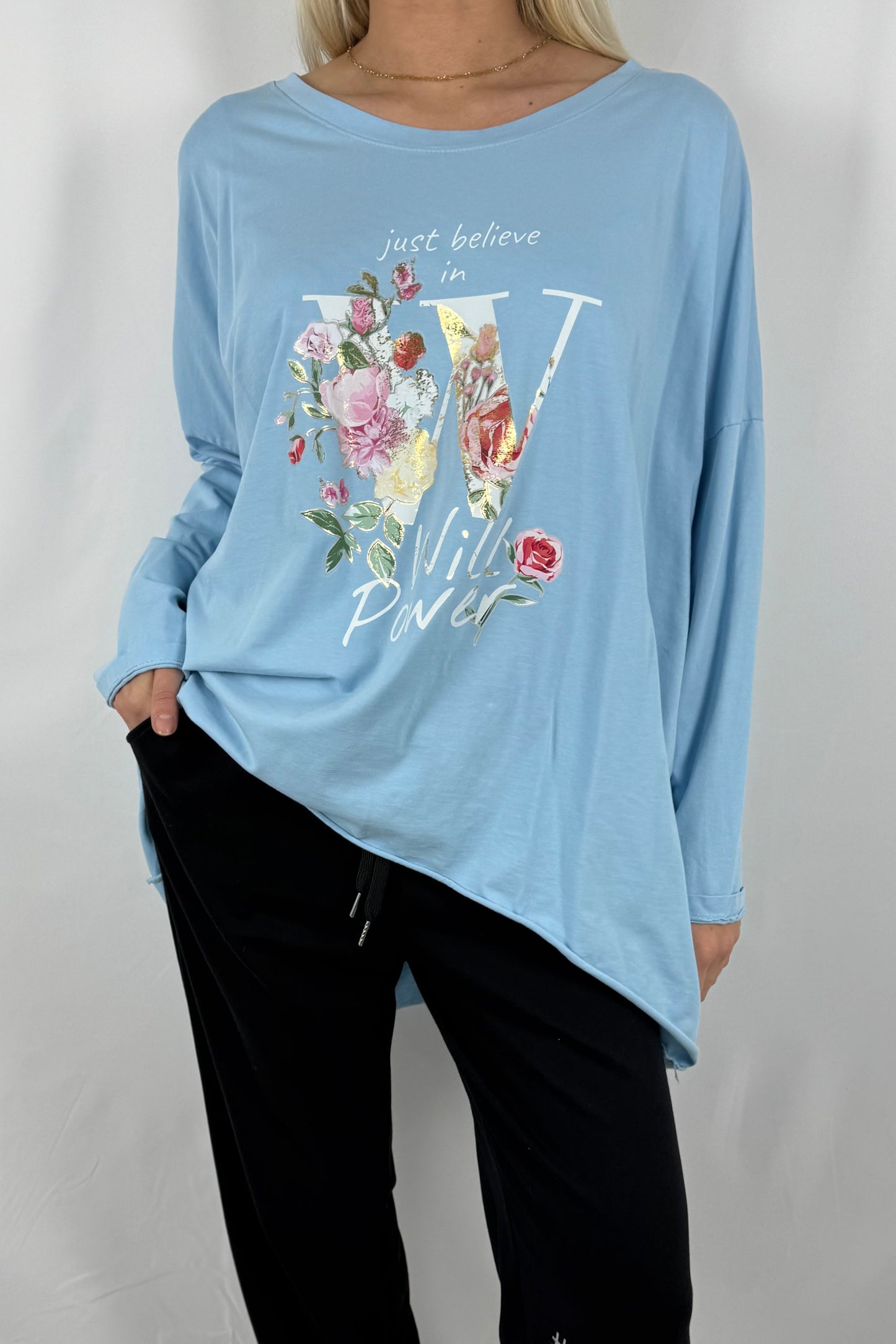 Oversize Damen Shirt mit Love Will Power Print-Hellblau