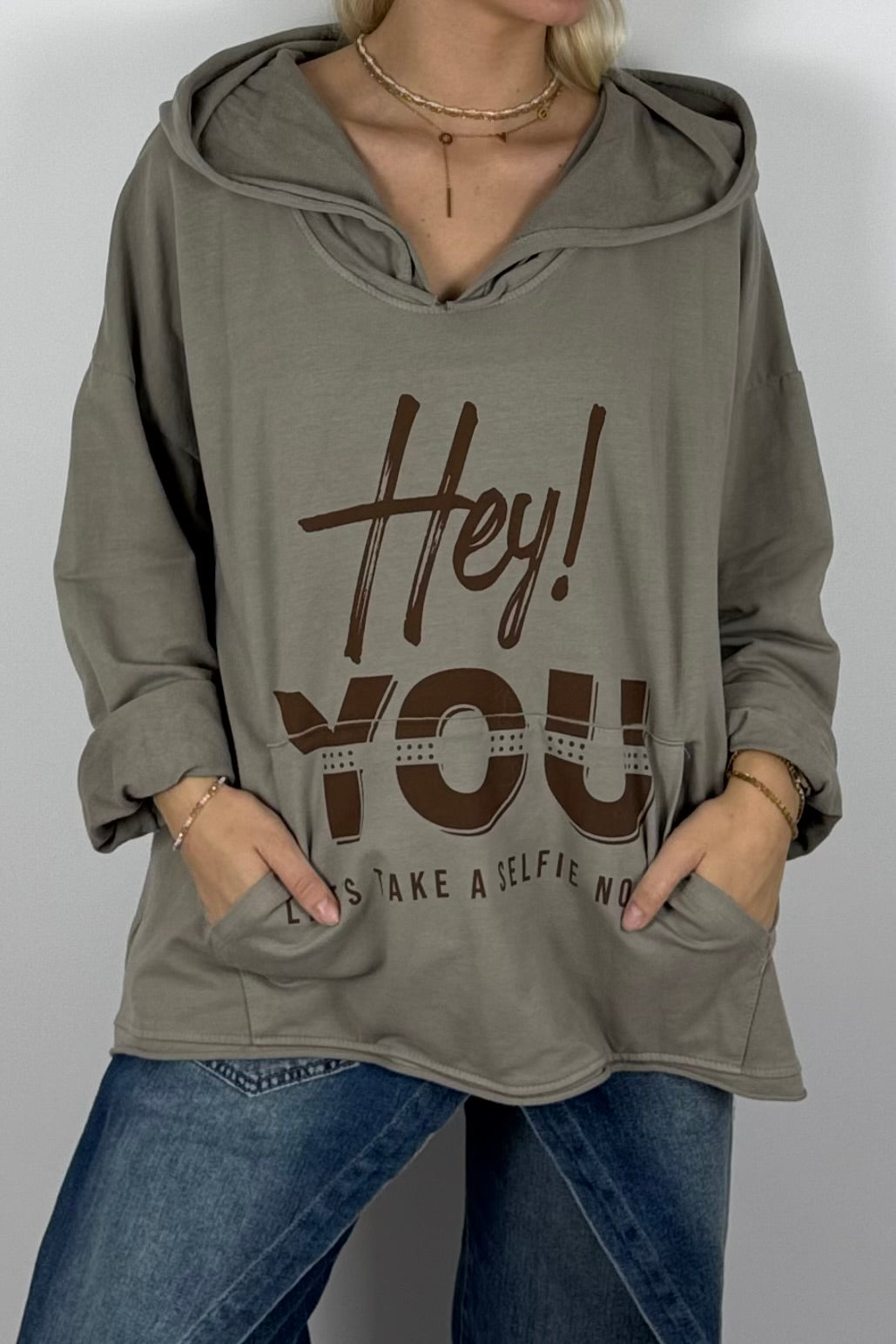 Damen Oversize Hoodie „Hey You“ mit Kapuze – Mud