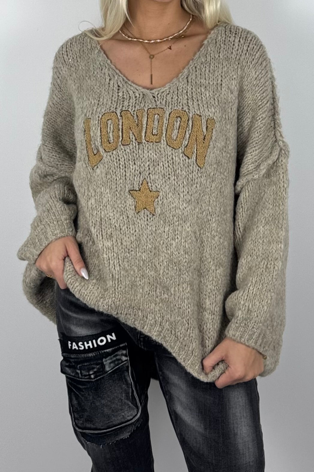 Damen Oversize Strickpullover mit London-Schriftzug –Beige