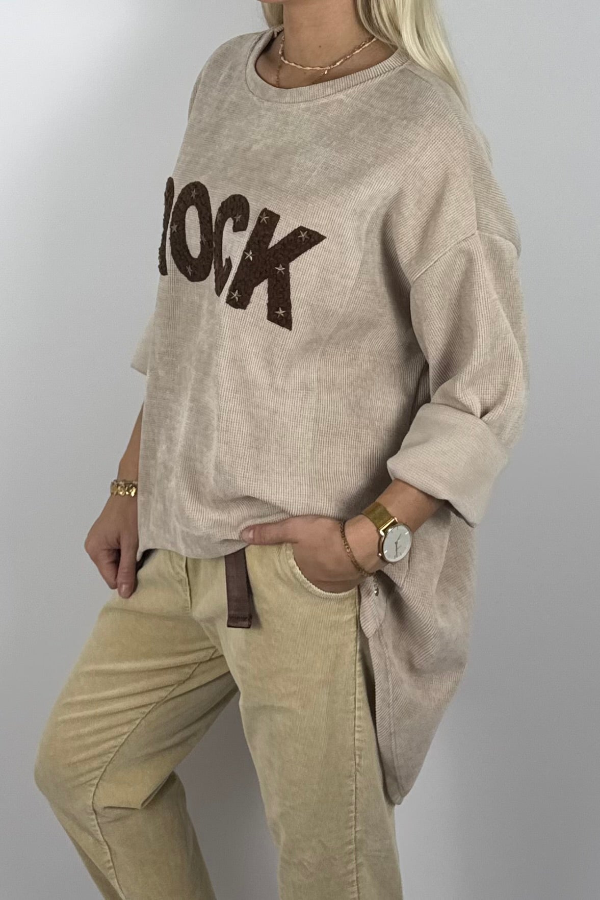 Damen Oversize Sweatshirt „ROCK“ –Beige