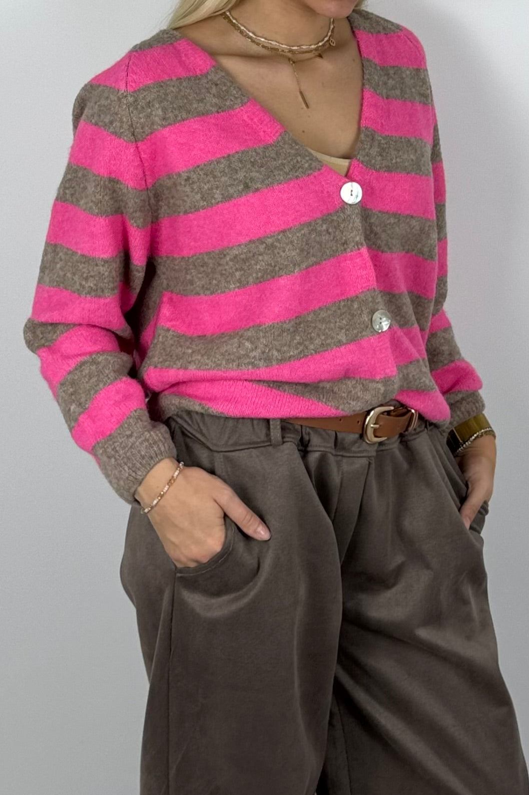 Damen Strickjacke gestreift mit Knöpfen – Neon Pink