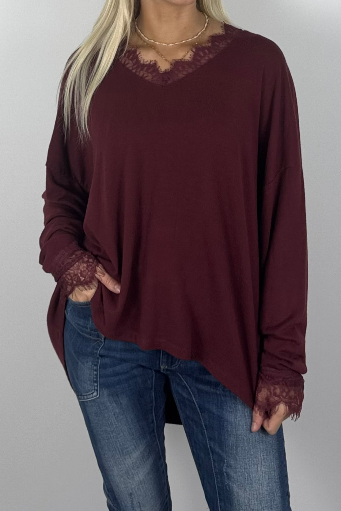 Damen Oversize Shirt mit Spitzen-Details –Bordeaux