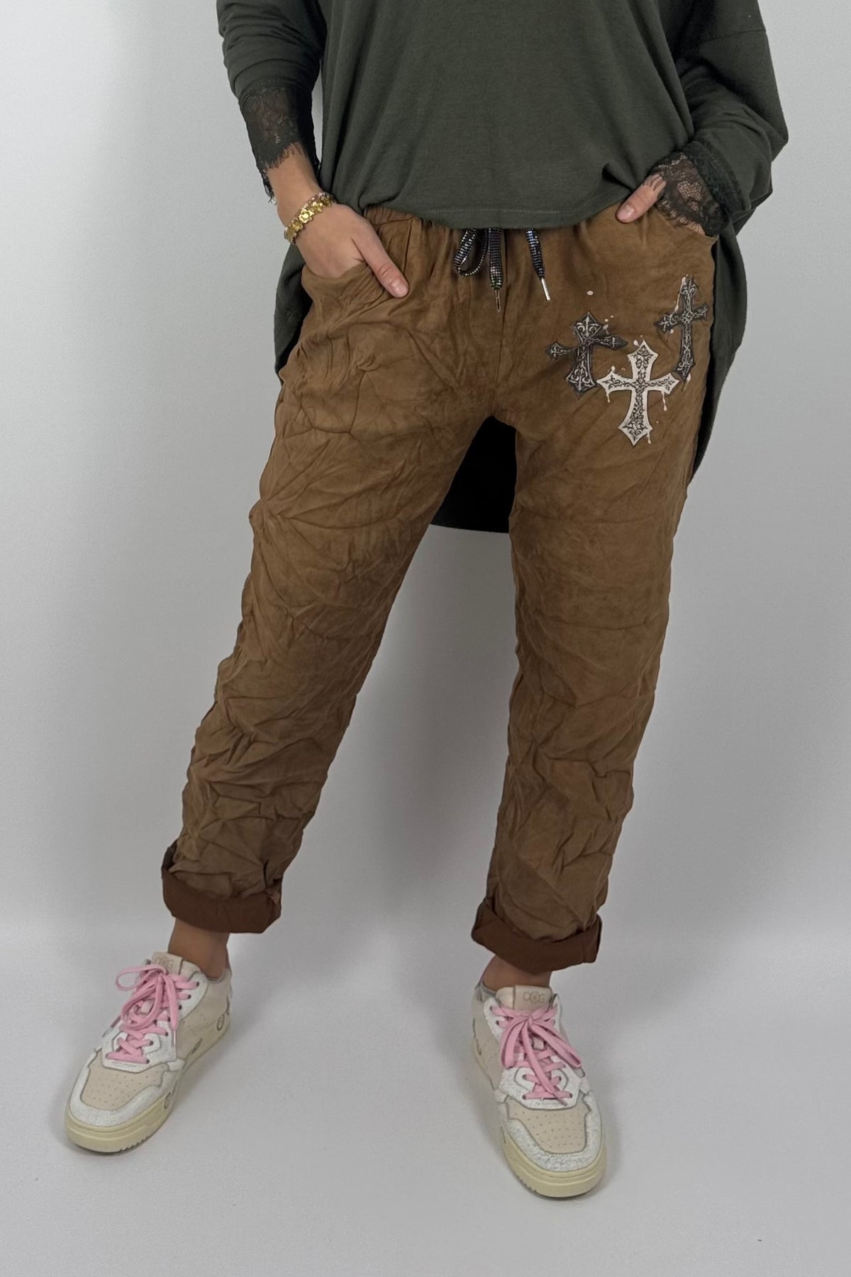 Damen Hose mit Kreuz-Details –Kamel