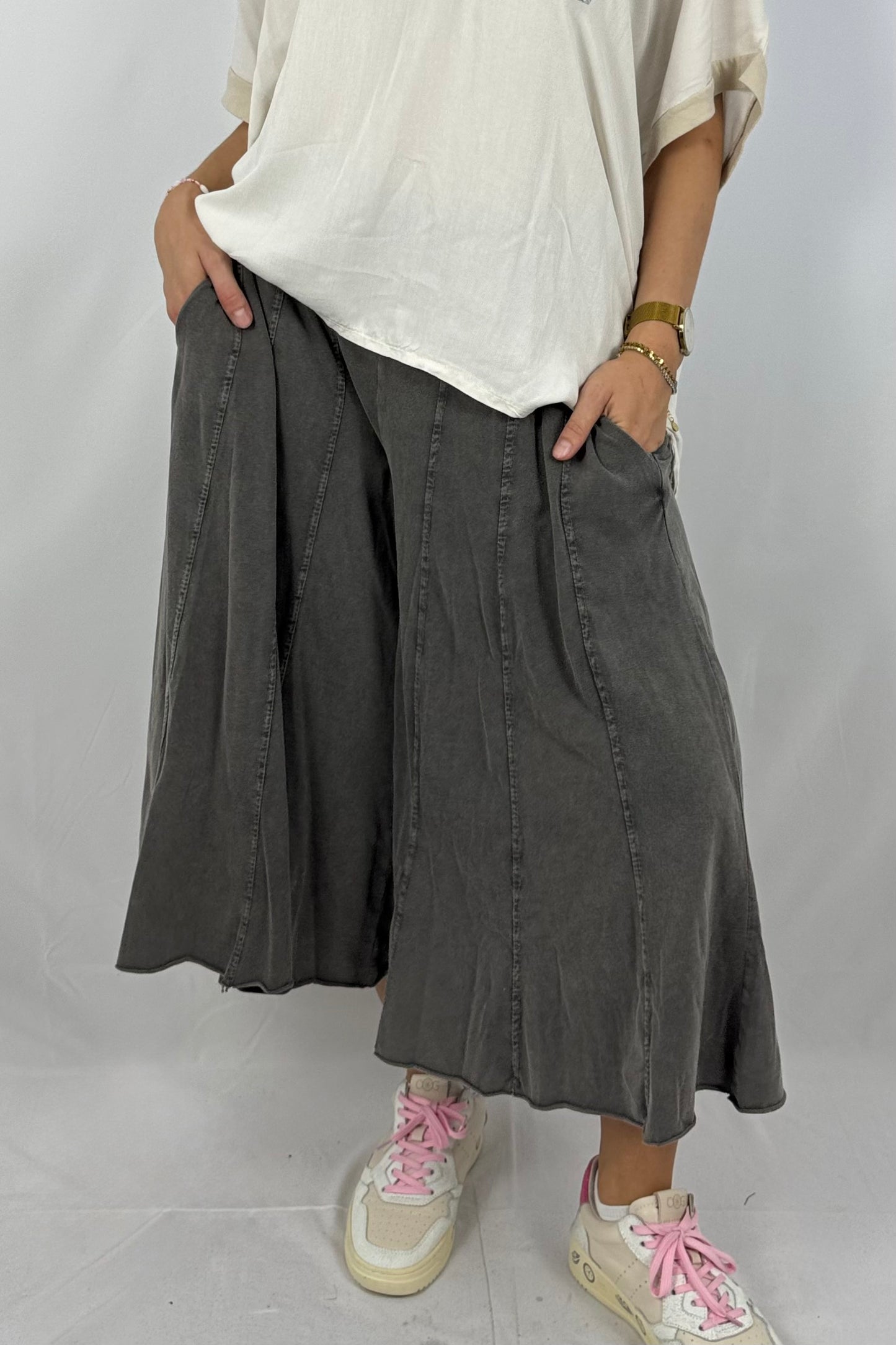 Lässige Oversize-Hose mit elastischem Bund-Schwarz
