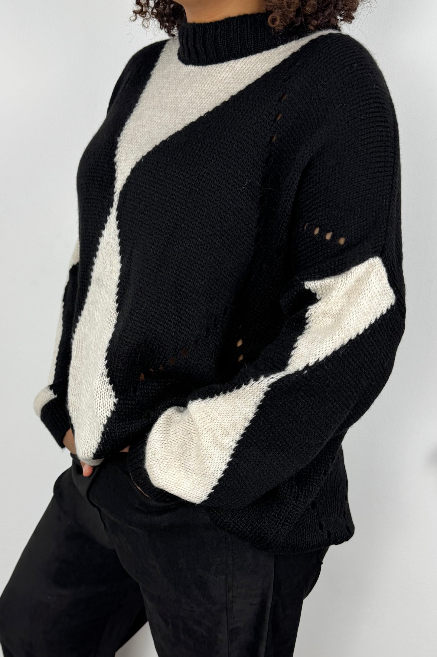 Strickpullover mit Rautenmuster –Schwarz