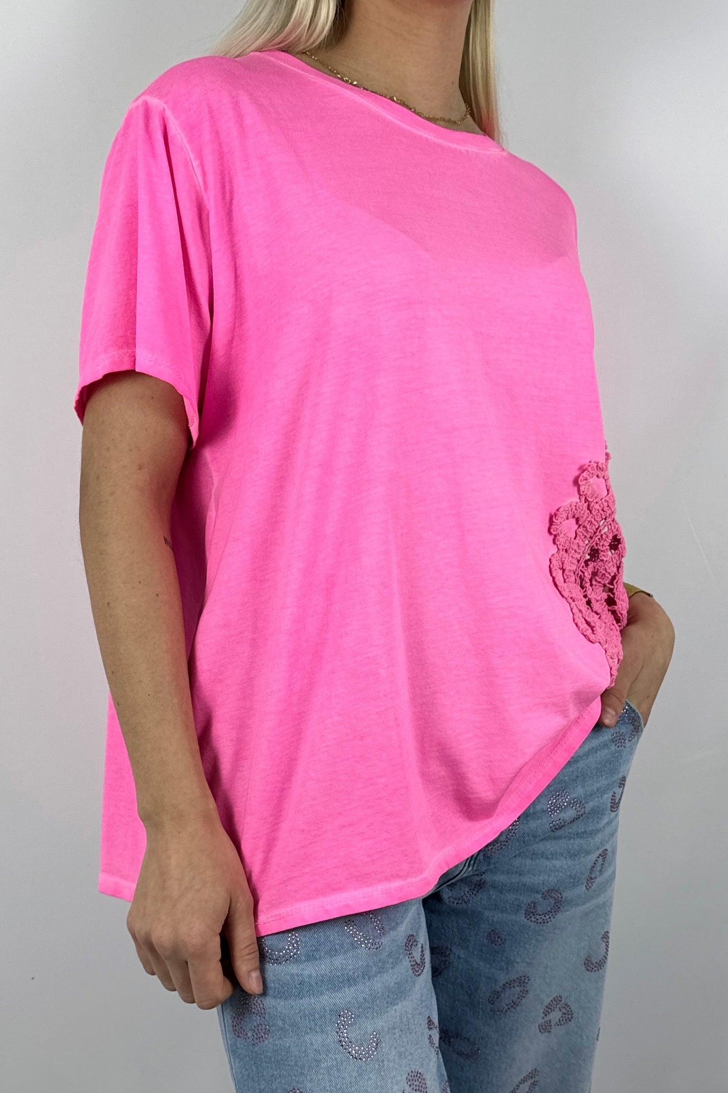 Shirt mit großem Häkel Muster-Neon Pink
