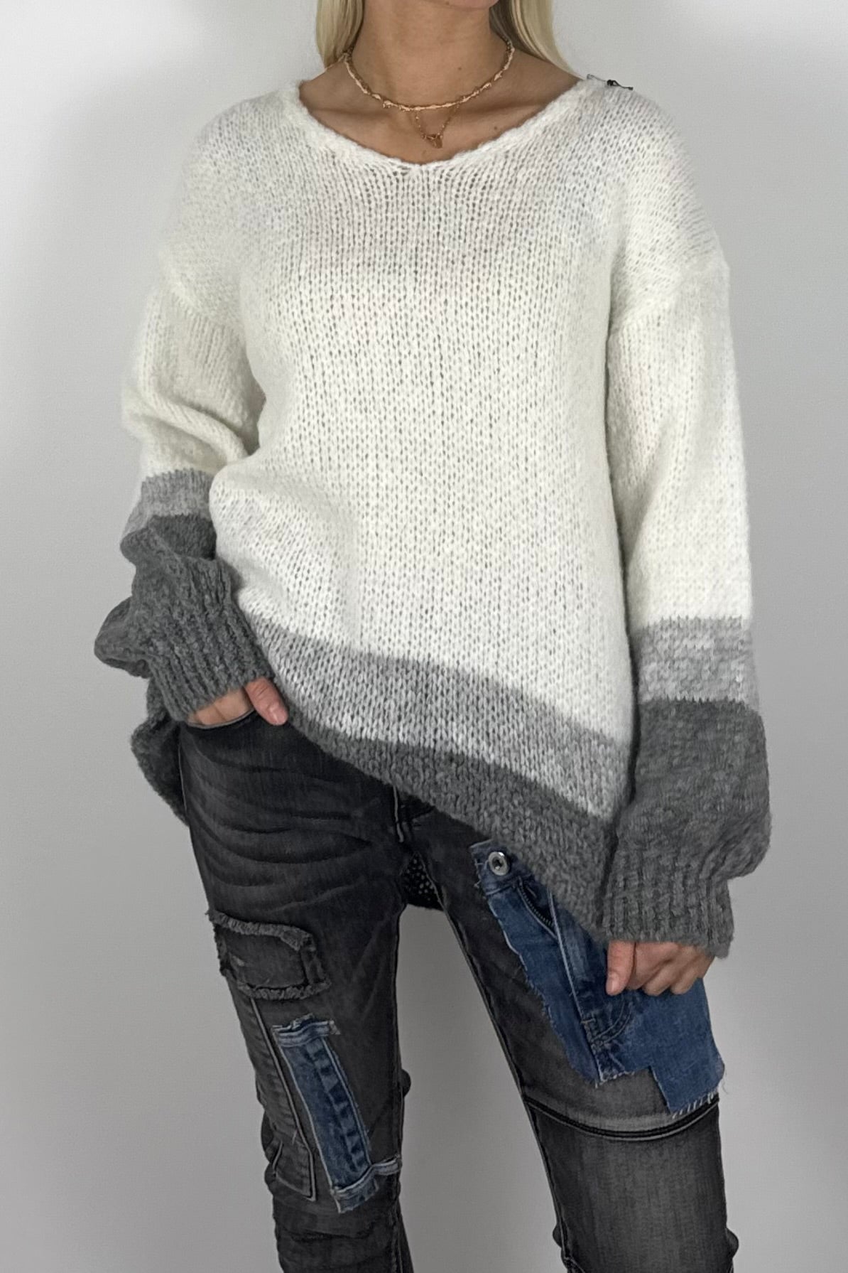 Damen Oversize Strickpullover mit V-Ausschnitt – Weiß