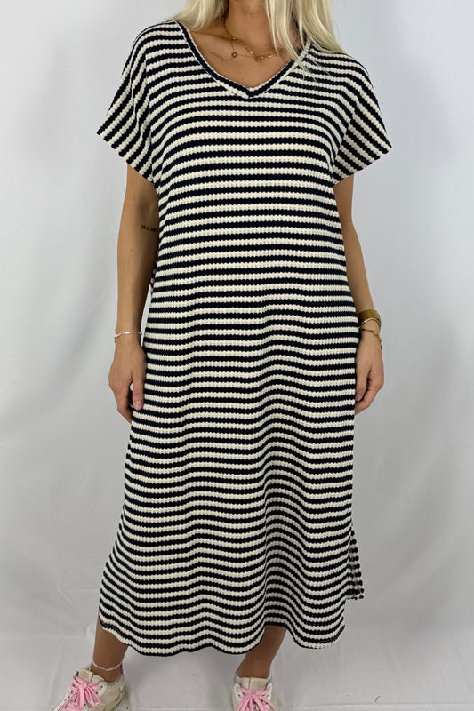 Gestreiftes Strickkleid mit V-Ausschnitt-Navy blau
