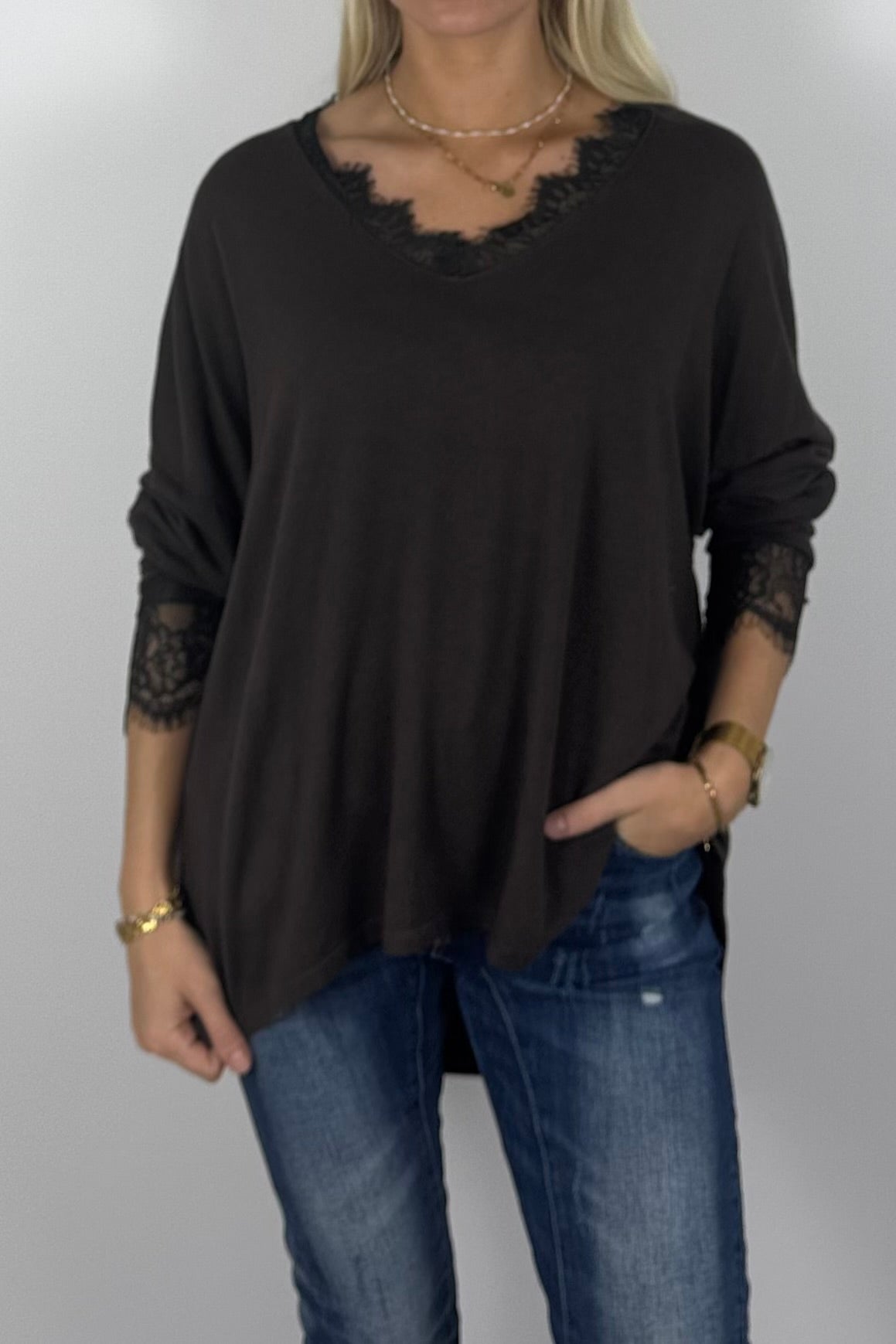 Damen Oversize Shirt mit Spitzen-Details –Schoko