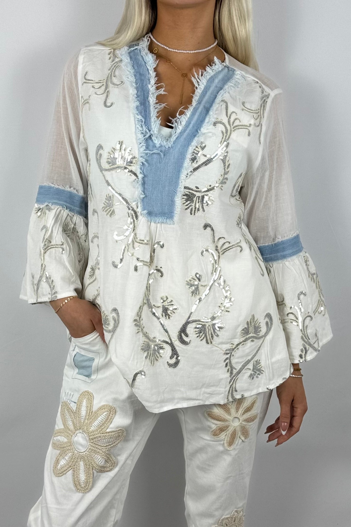 Boho-Bluse mit Paillettenstickerei-Weiß