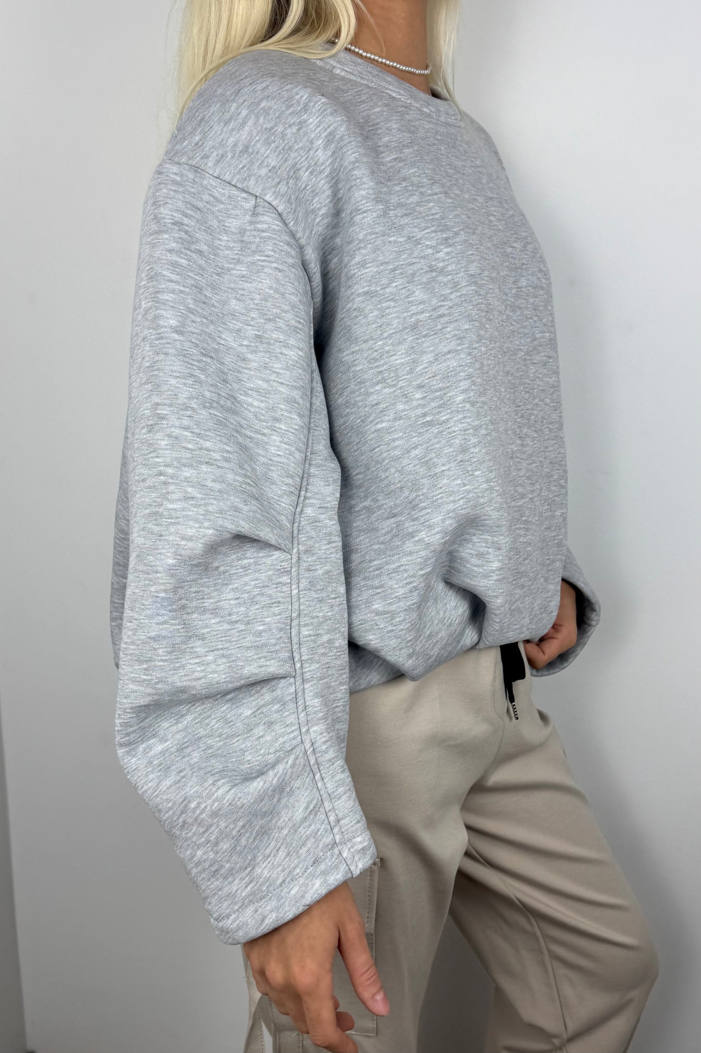 Damen Oversize Sweatshirt mit Rundhalsausschnitt –Hell Grau