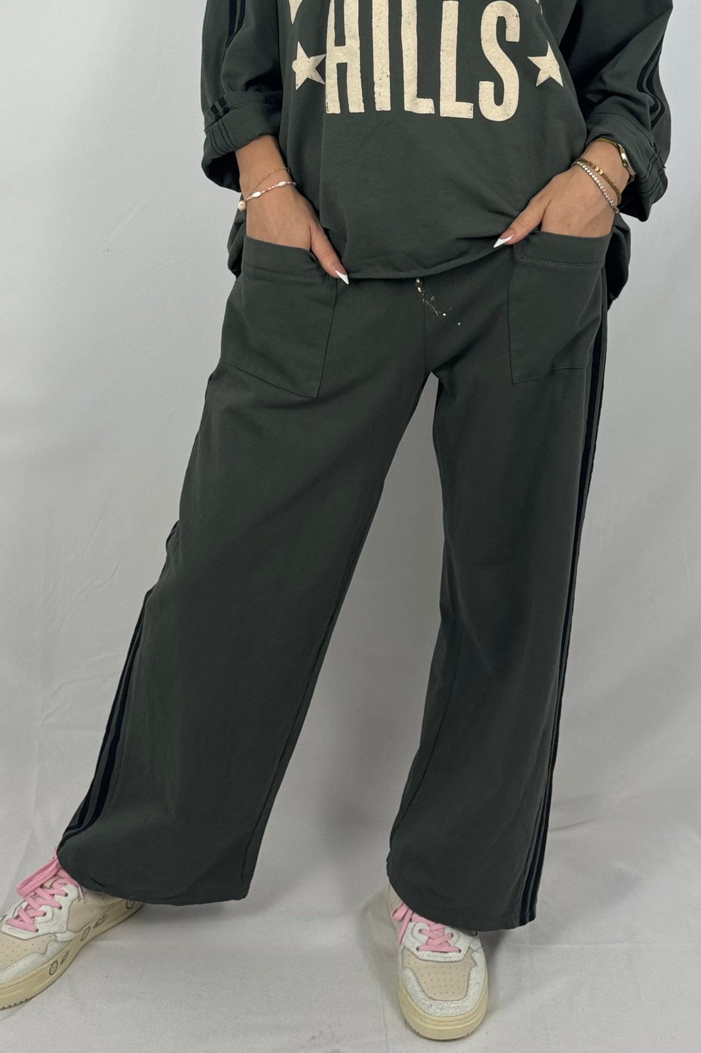 Oversize-Jogpants mit Streifen-Detail und aufgesetzten Taschen-Khaki