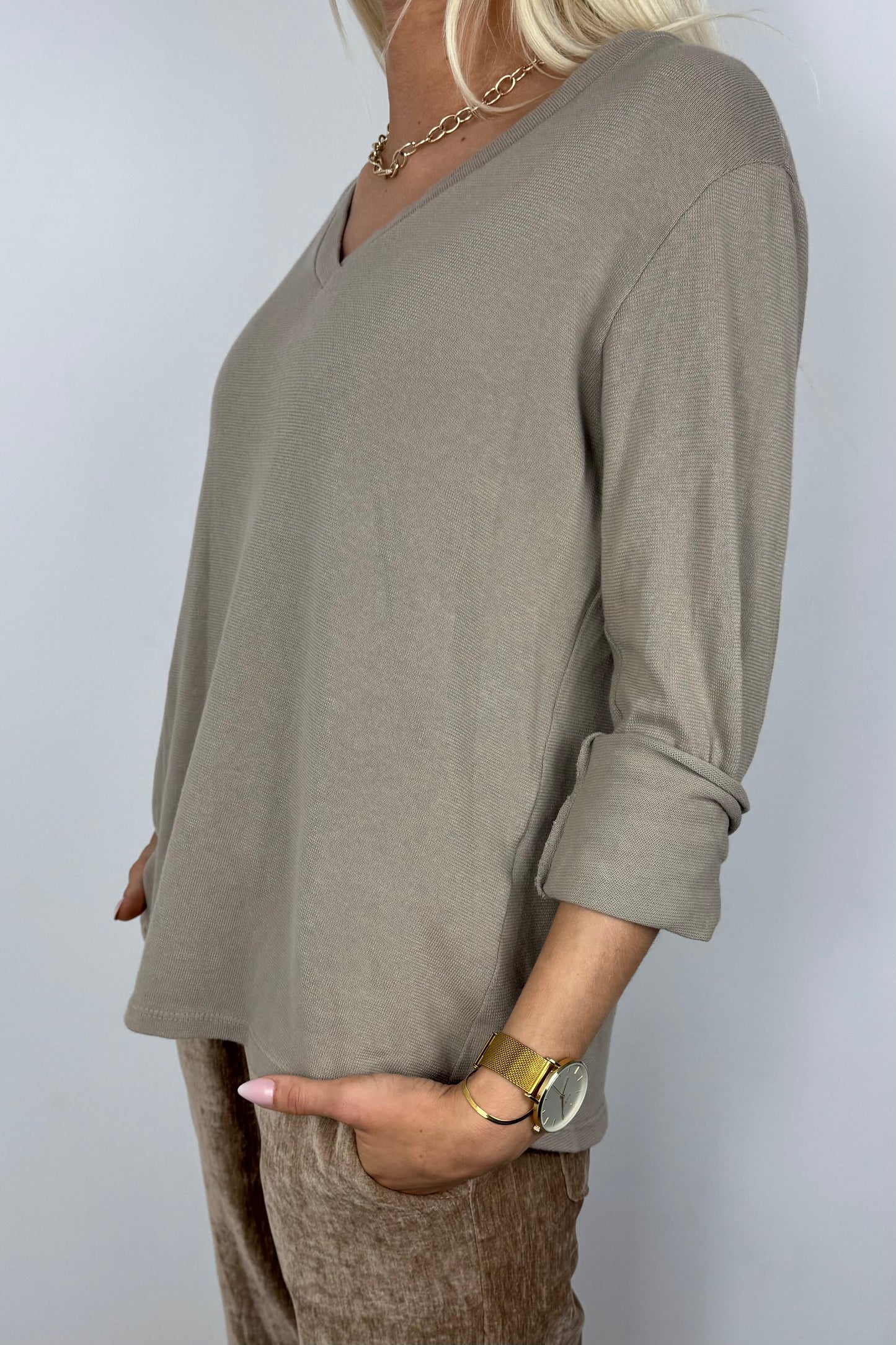 Shirt mit V-Ausschnitt