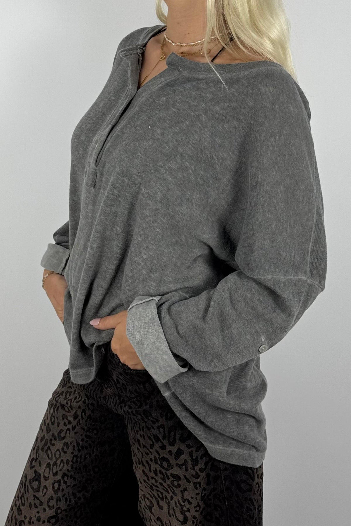 Oversize Shirt mit Knopfleiste-Grau