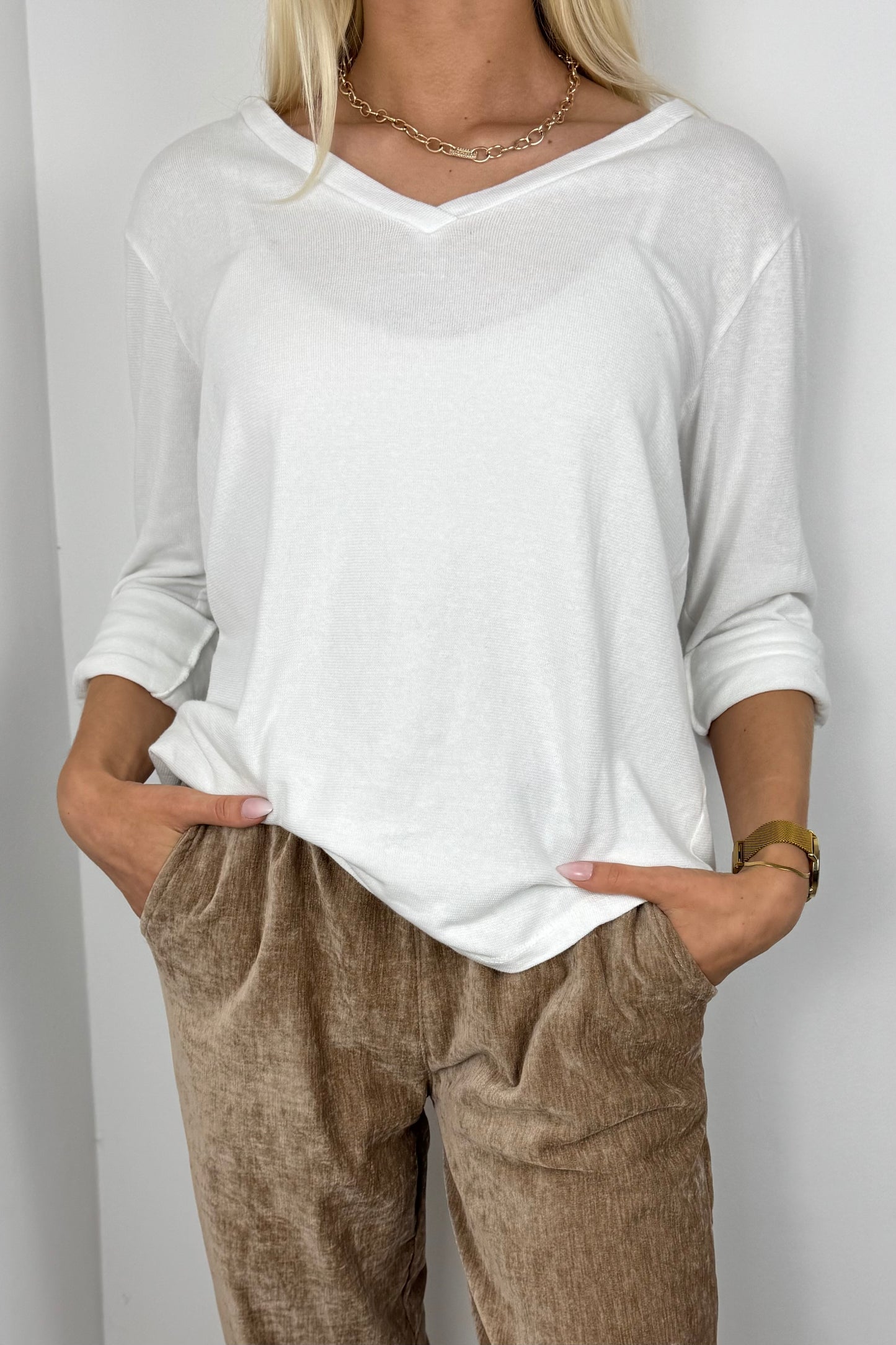 Shirt mit V-Ausschnitt