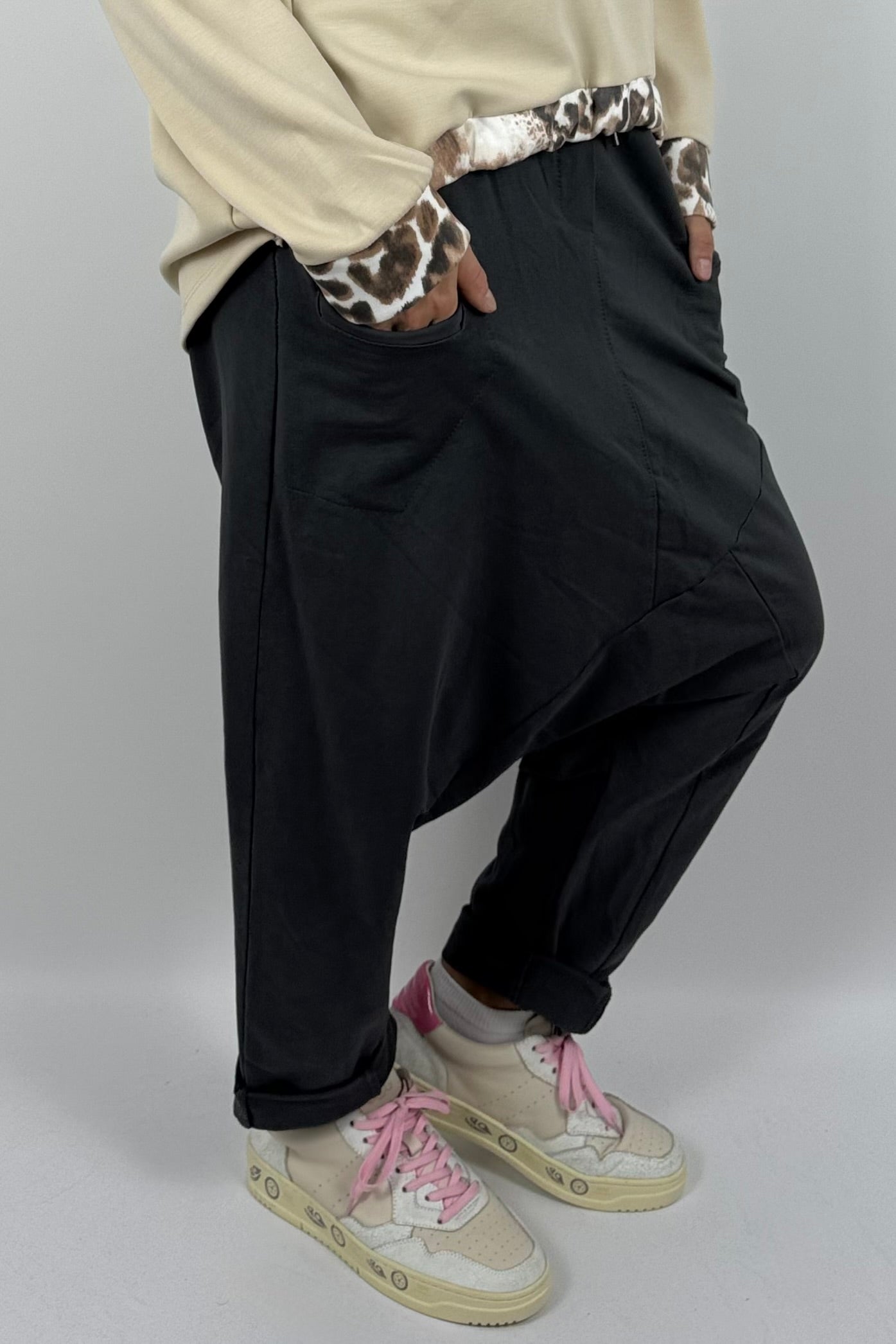 Lässige Baggy-Hose mit Taschen – grau