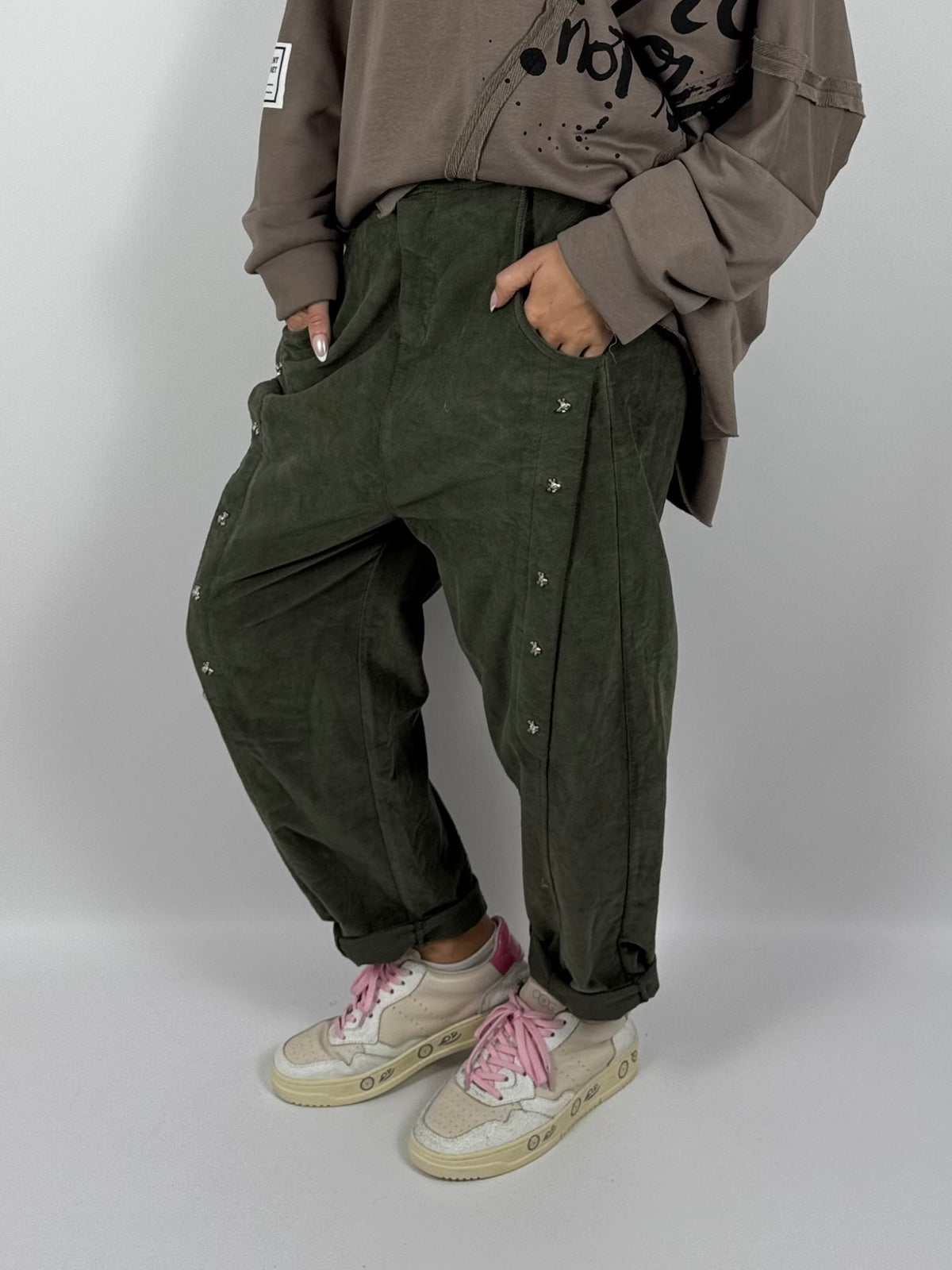 Damen Hose mit Schmuckdetails – Khaki