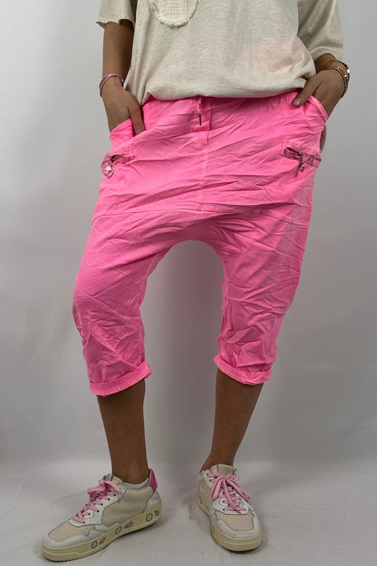 Damen Short mit Reißverschluss Details -Neon Pink