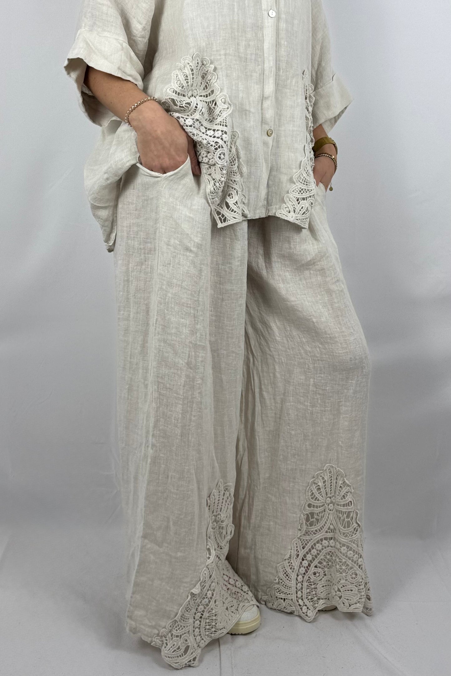 Leinen Hose mit Spitze – Luftiger Oversize Fit-Beige