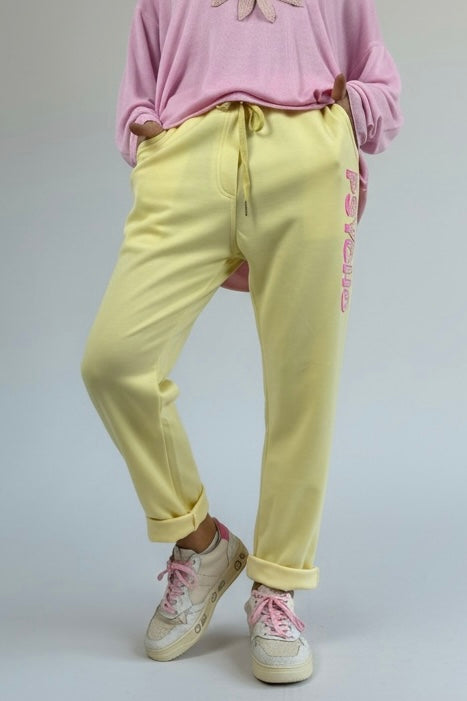 Hose mit elastischem Bund & Schriftzug „PSYCHO“-Gelb