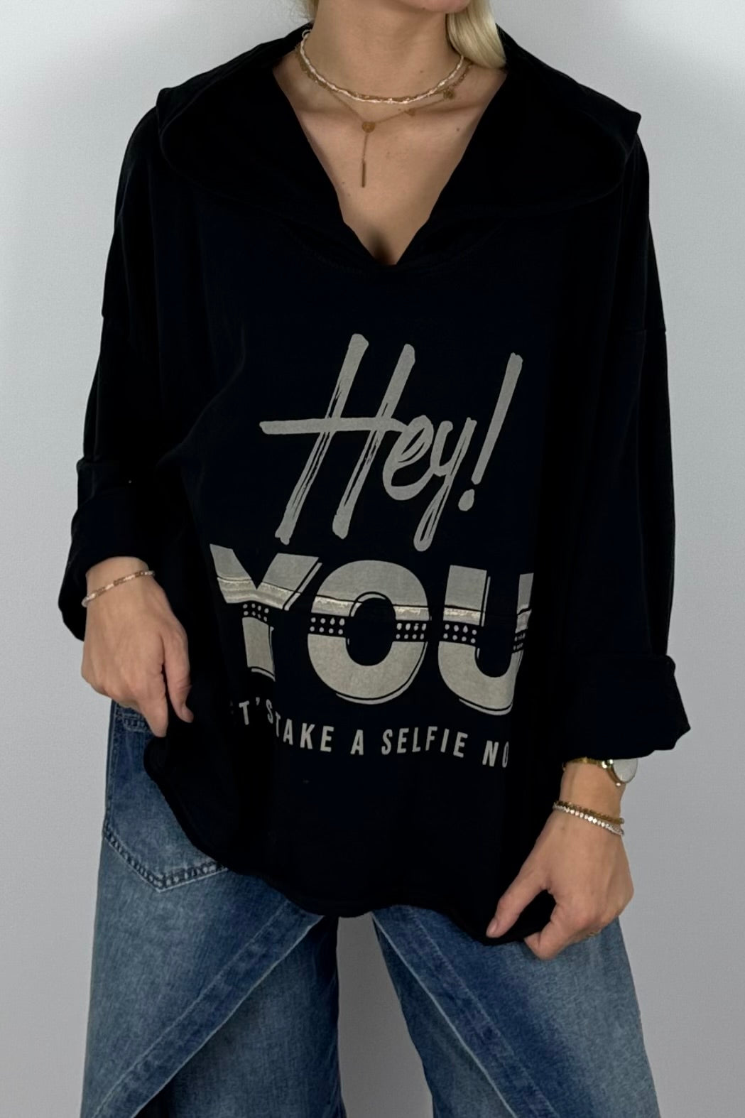 Damen Oversize Hoodie „Hey You“ mit Kapuze – Schwarz