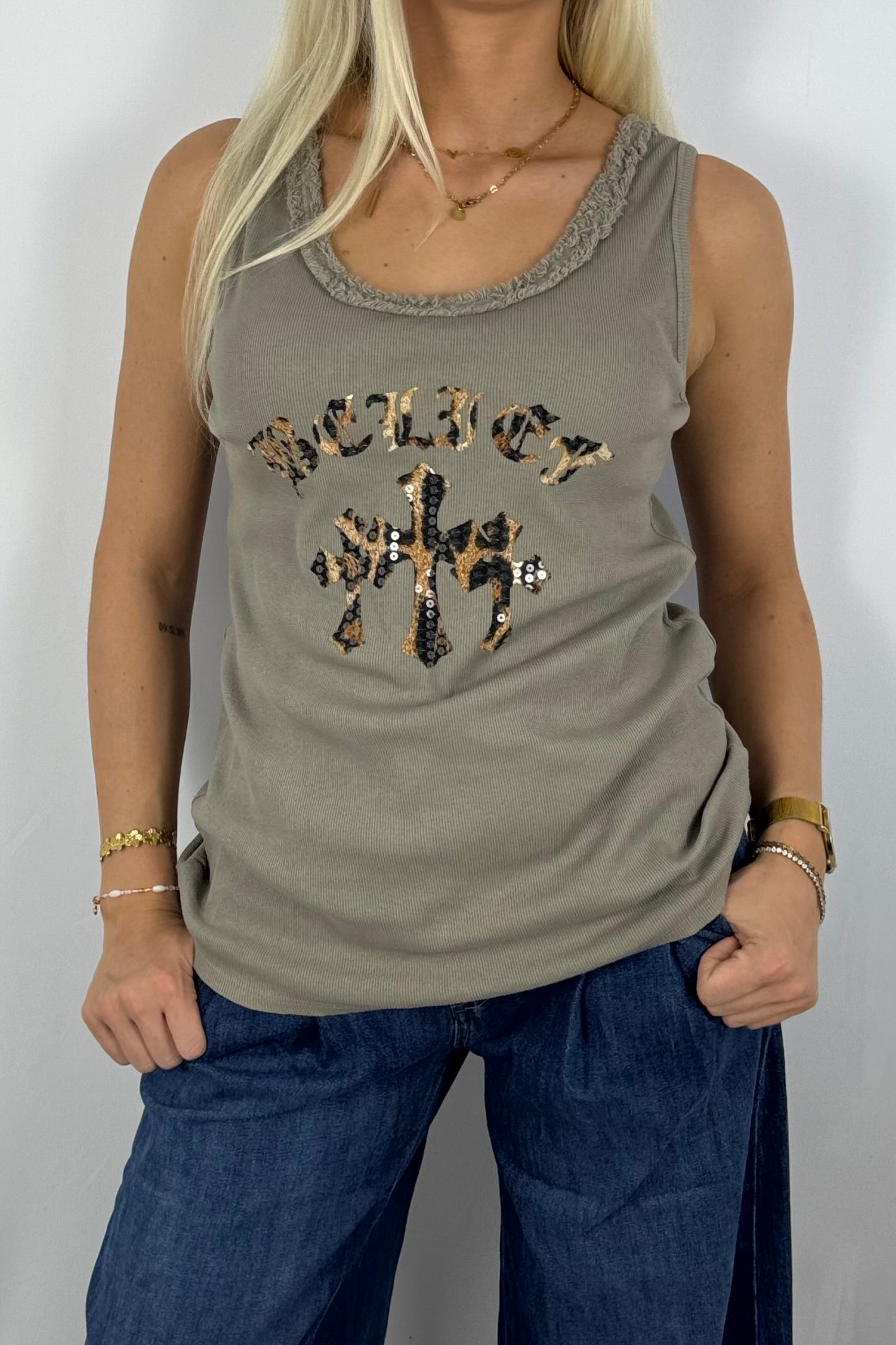 Damen Top mit Leo-Print & Pailletten-Mud