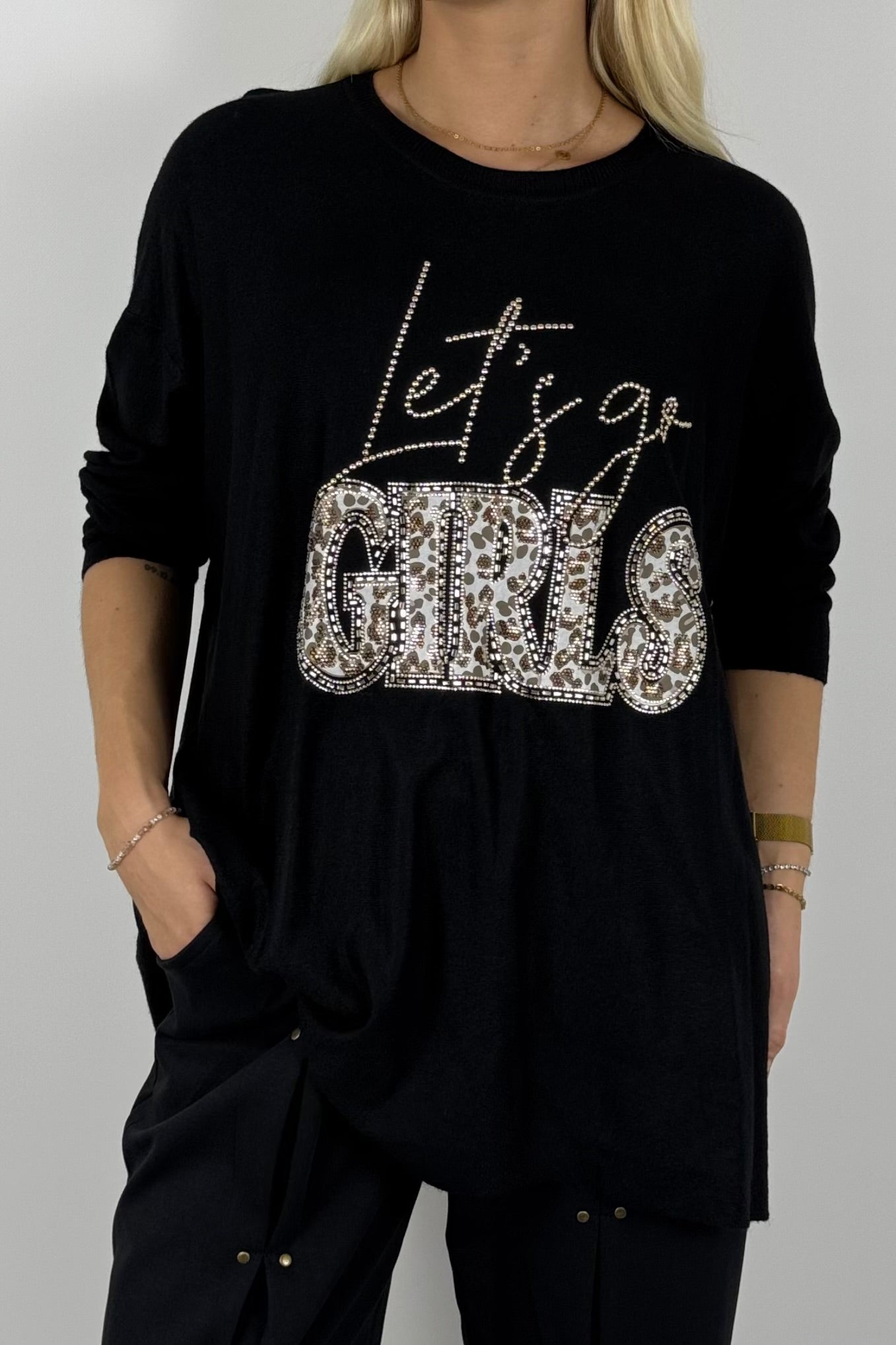 Damen Oversize Shirt „Let’s Go Girls“ mit Leo-Print & Glitzersteinen-Schwarz