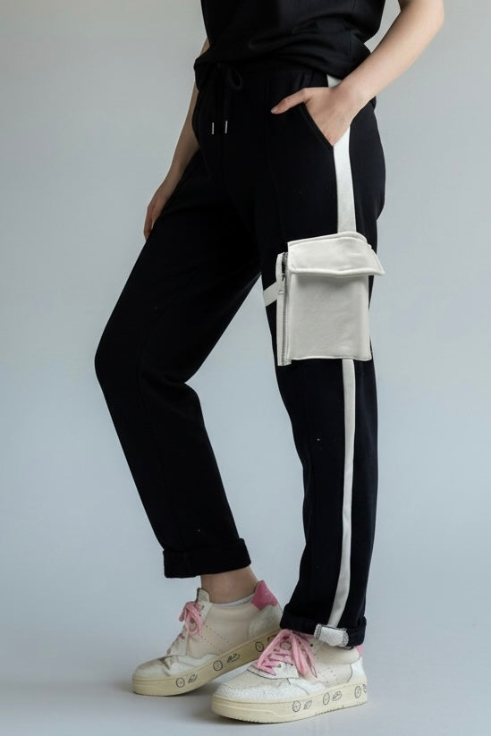 Hose mit Kontrastdetails & Reißverschlusstaschen-Schwarz