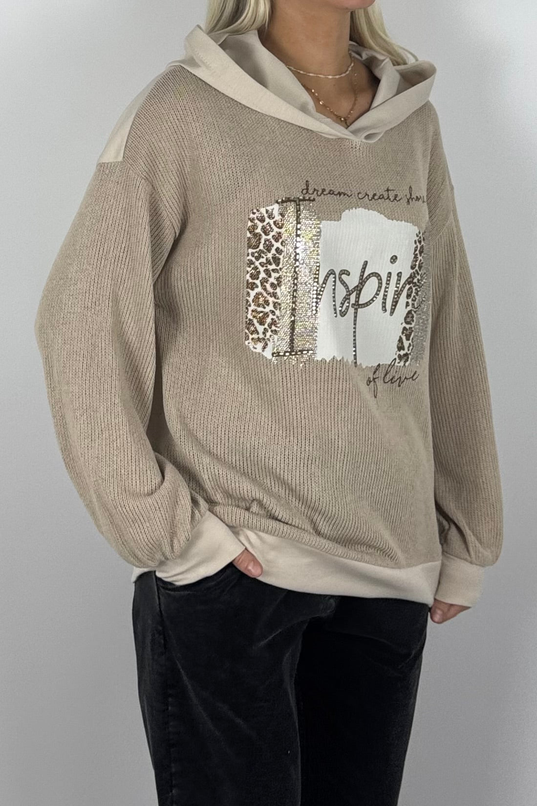 Damen Pullover mit Kapuze & Inspire-Print – Beige