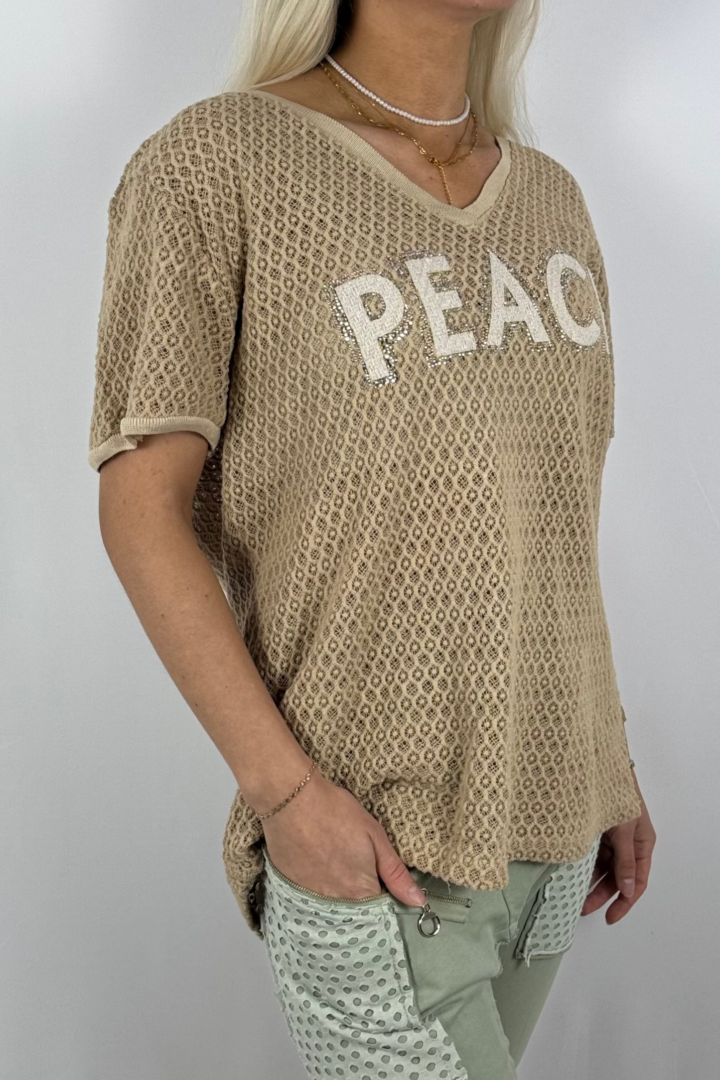 Netz-Shirt „PEACE“ mit Strass-Applikation-Kamel