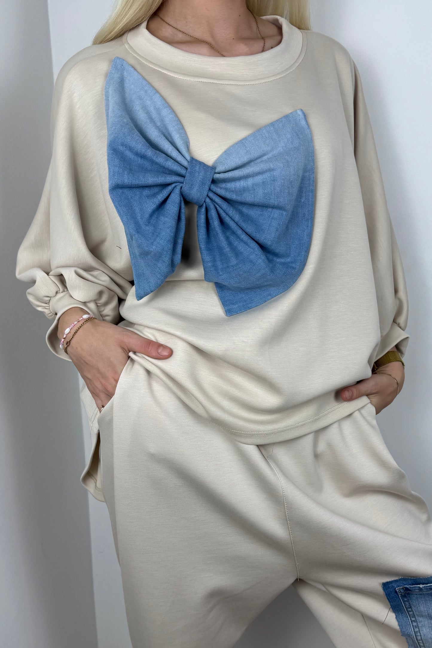 Shirt mit XXL-Schleifen-Detail-Beige