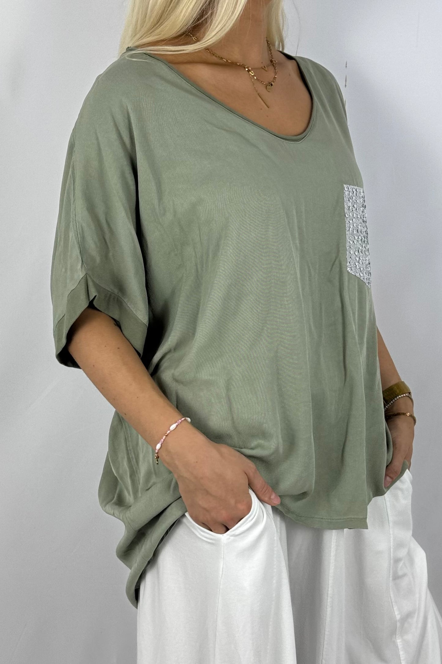 Oversize Shirt mit Pailletten-Brusttasche-Khaki