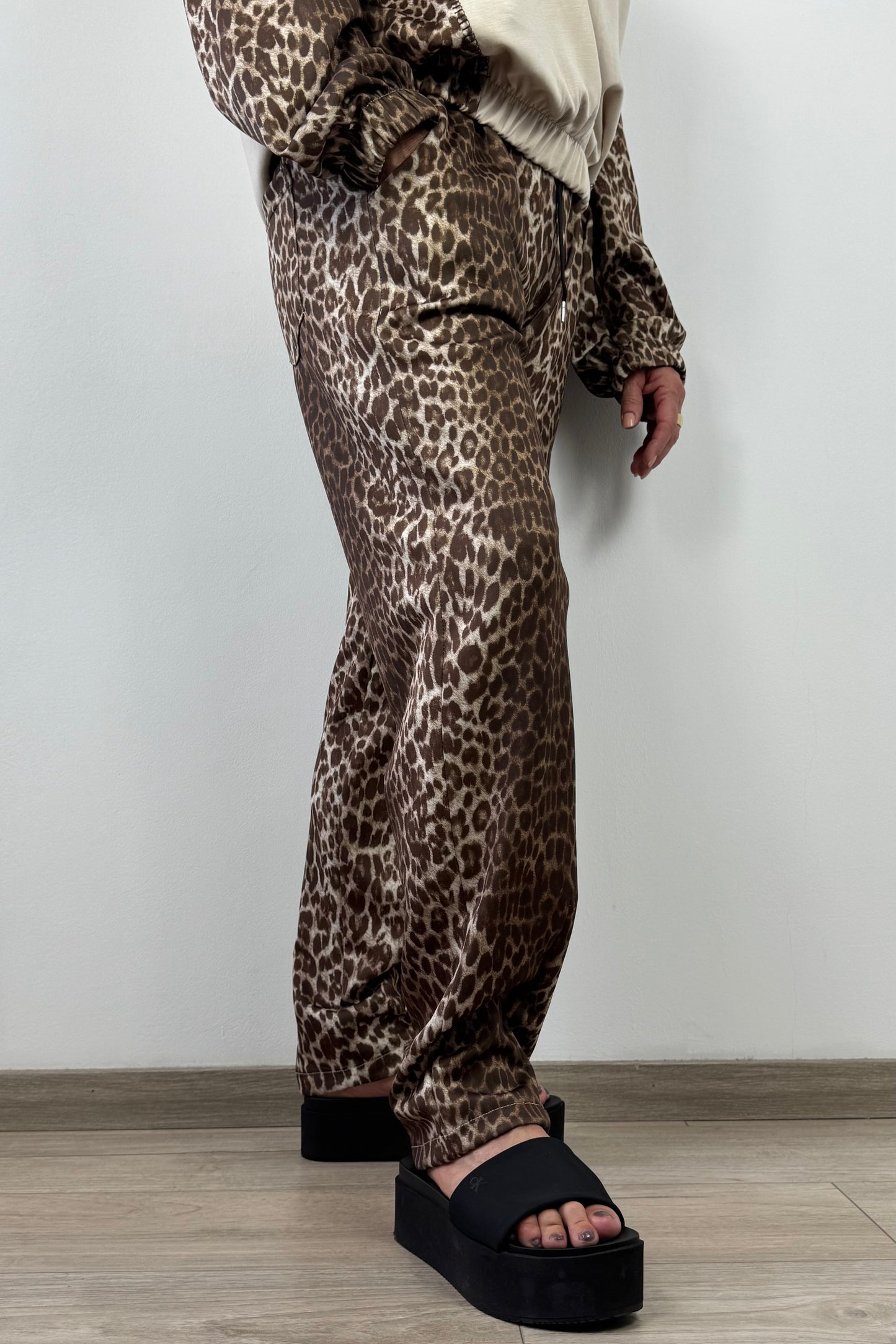 Stylische Damenhose mit Animal-Print und Tunnelzug – Einheitsgröße
