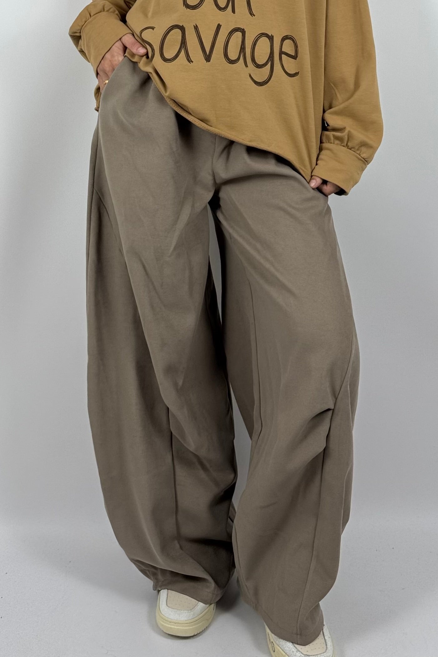 Lässige Baggy-Hose mit Leo-Bindeband – mud
