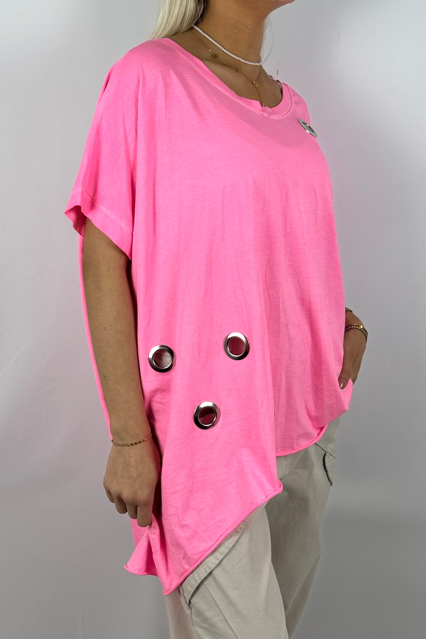 Oversize-Shirt mit dekorativen Metallösen-Neon Pink