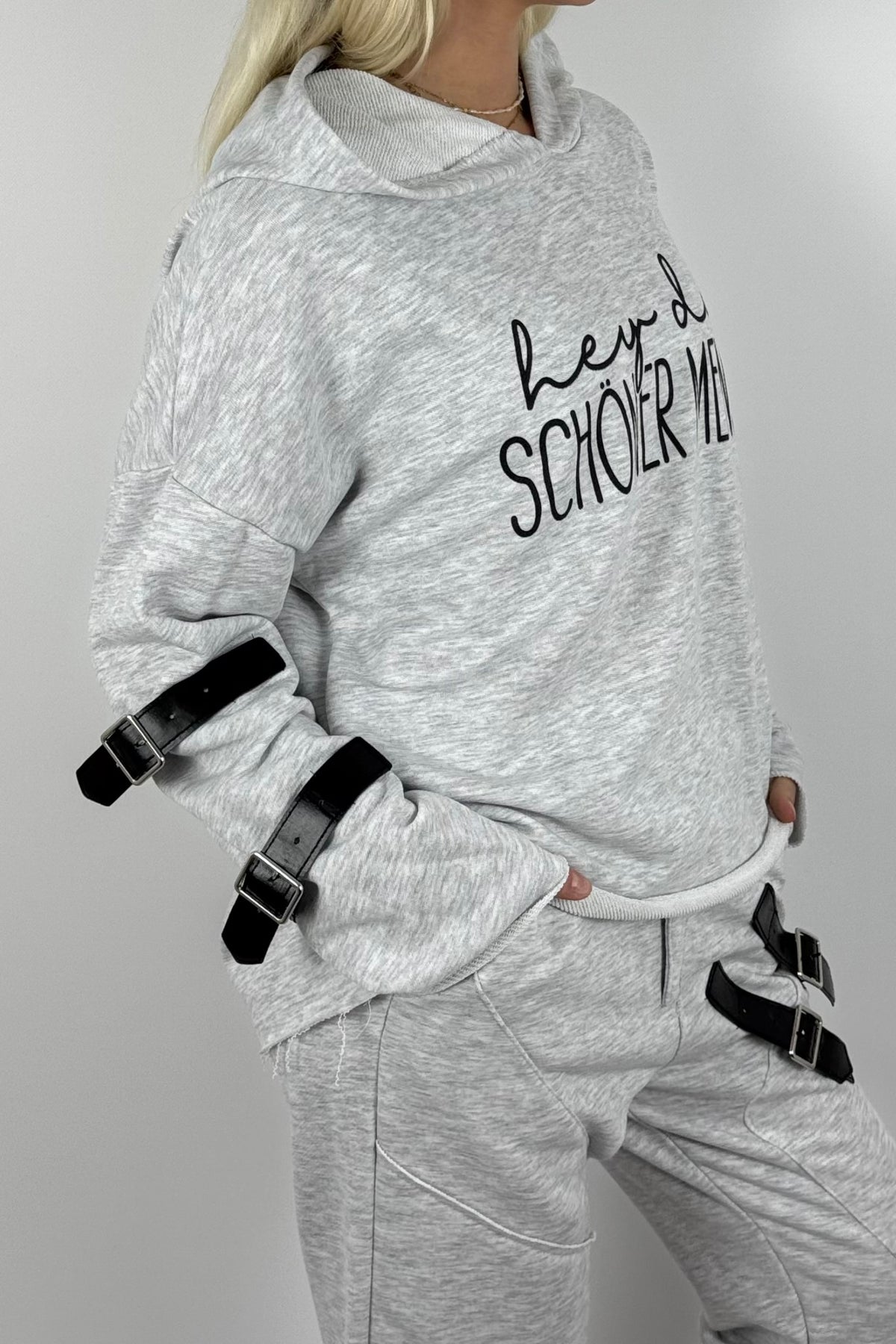 Oversize Hoodie „Hey du schöner Mensch“ mit Kapuze – Grau