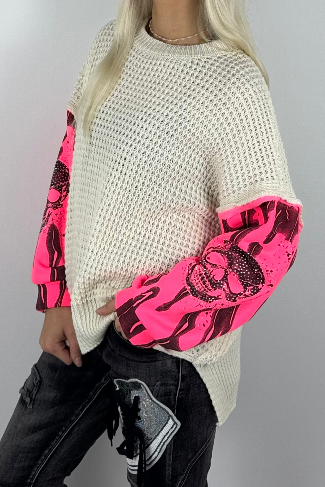 Damen-Pullover mit Strickstruktur und Totenkopfärmeln-Neon Pink