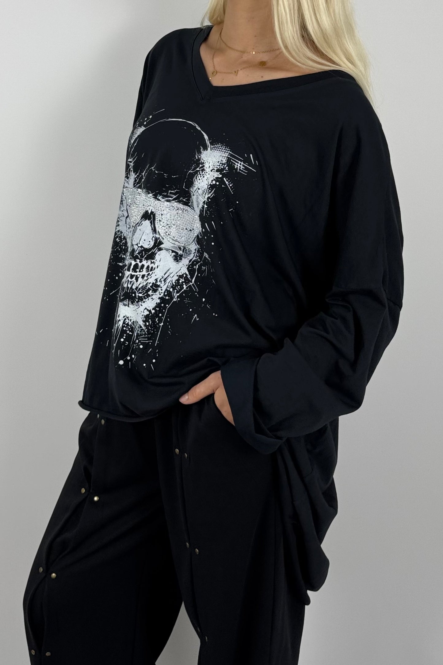 Oversize Damen Shirt mit Totenkopf-Print-Schwarz
