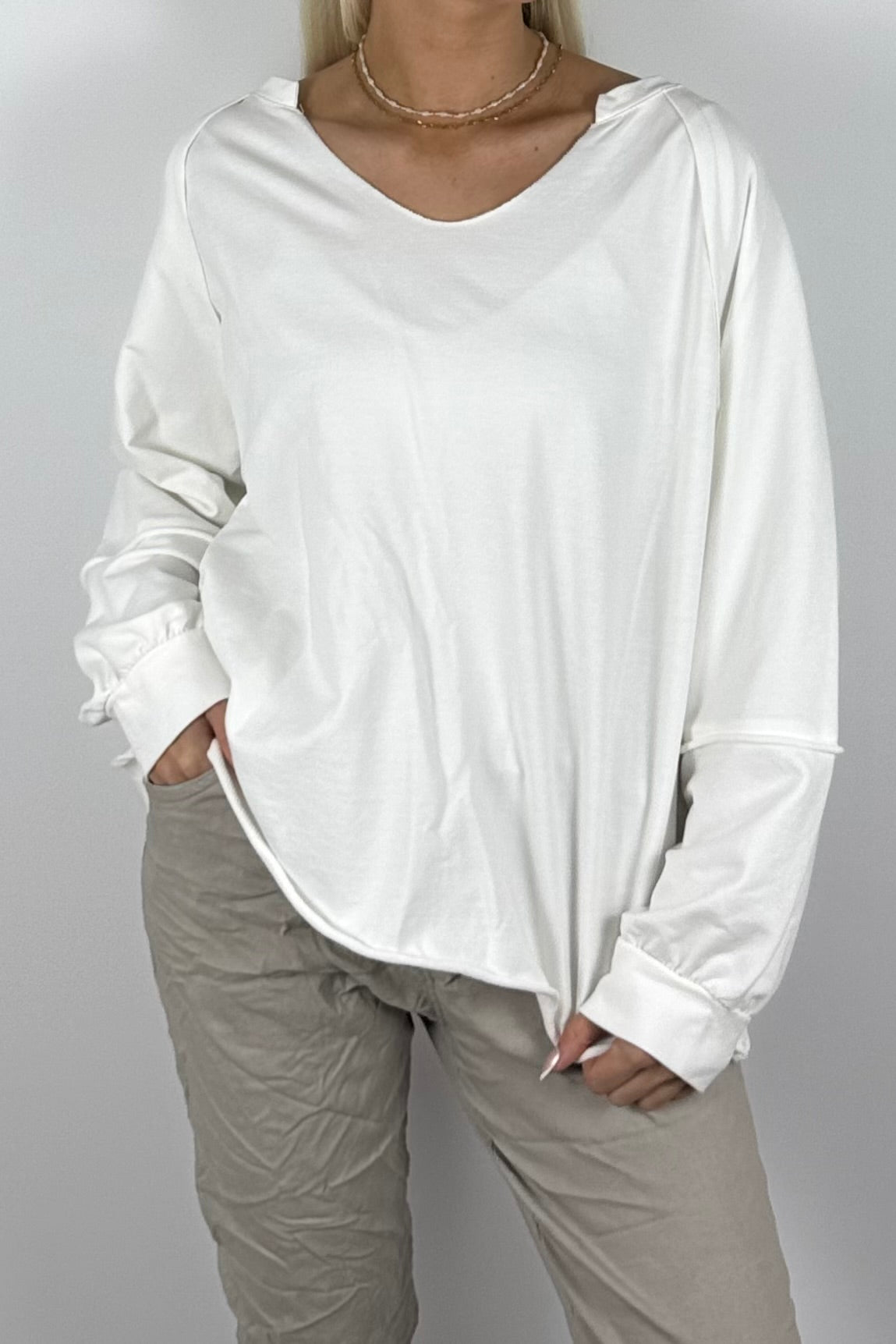 Damen Oversize-Sweatshirt mit V-Ausschnitt-Weiß