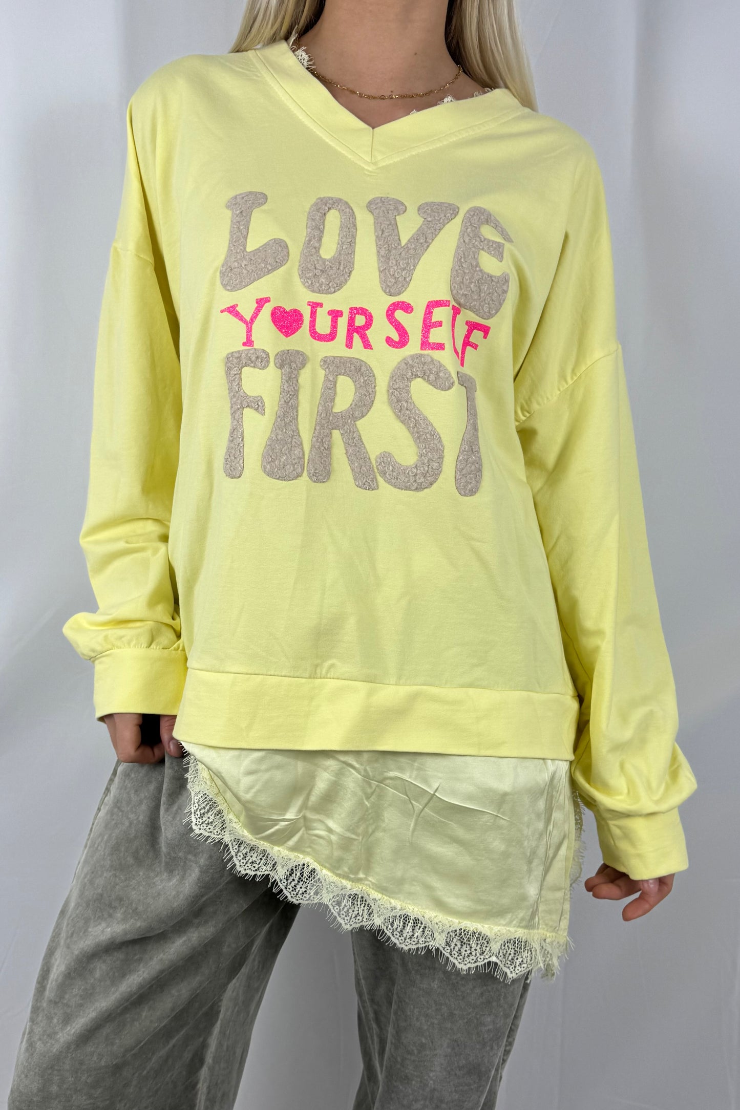Oversize Shirt „Love Yourself First“-Gelb
