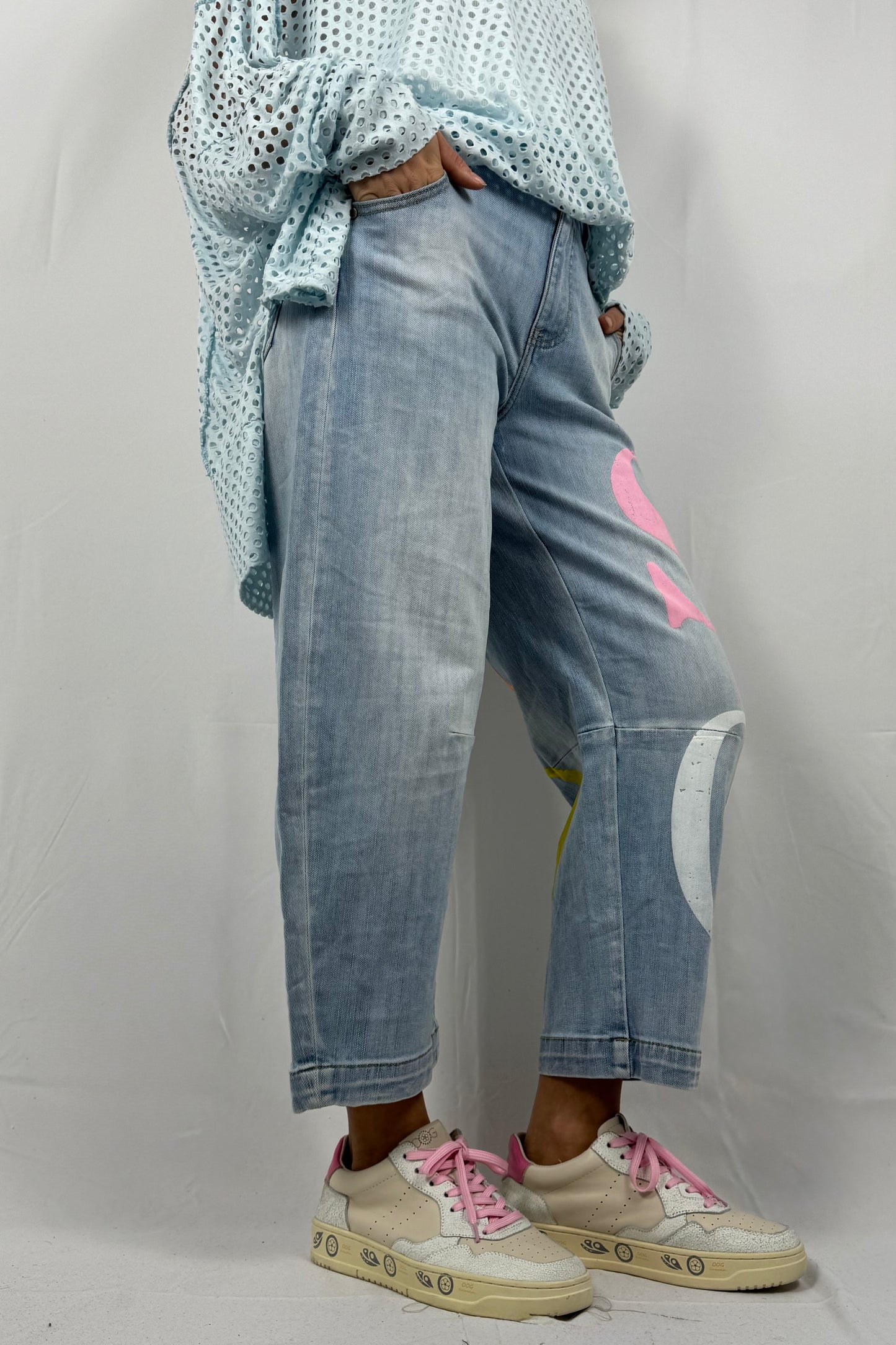 Damen Jeans mit SOHO Schriftzug Print